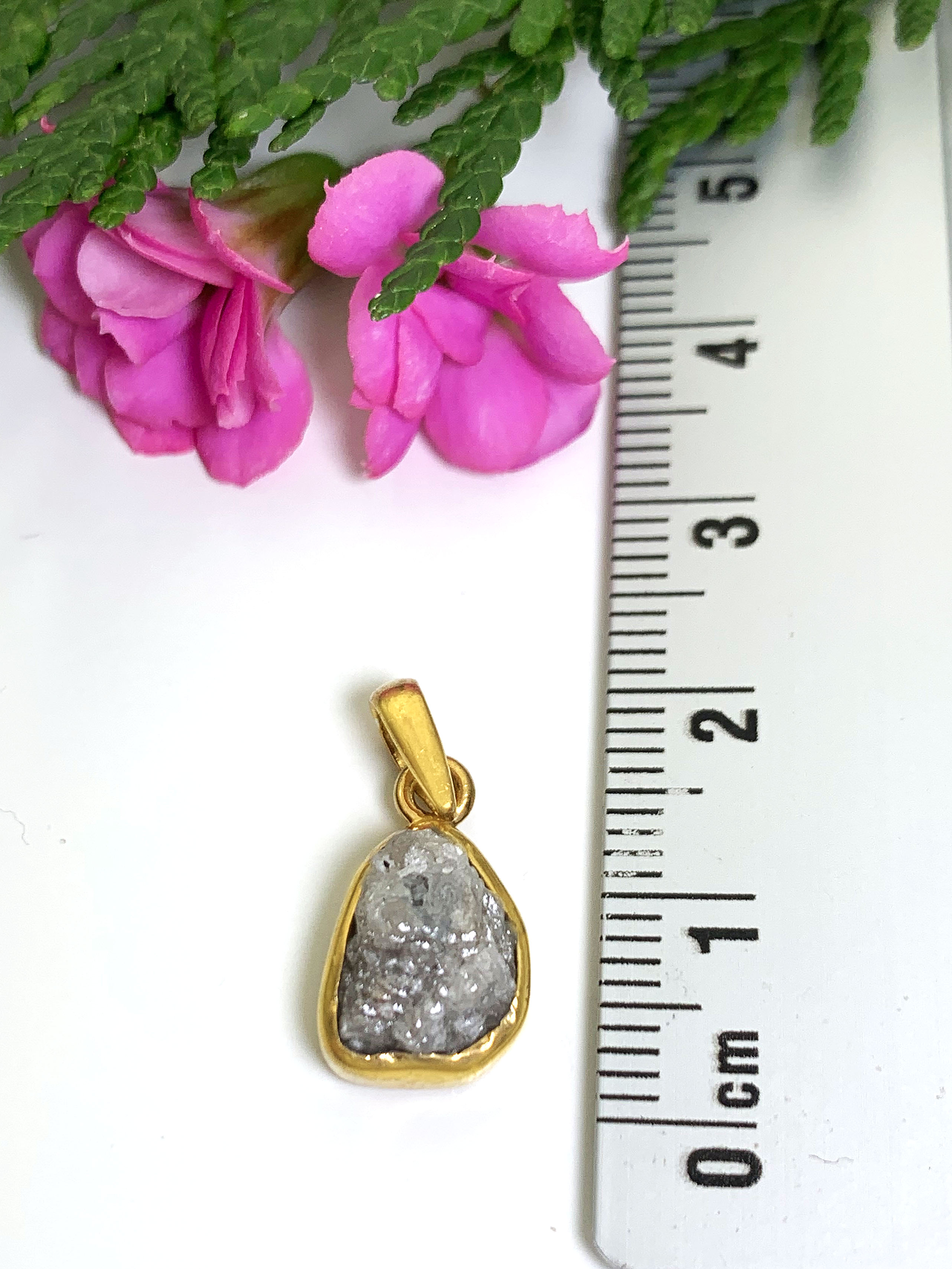 Rohdiamant Anhänger 