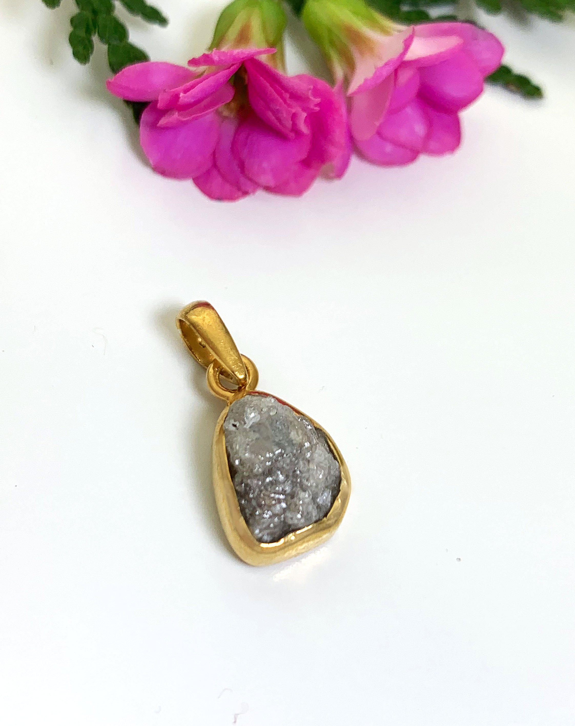 Rohdiamant Anhänger 