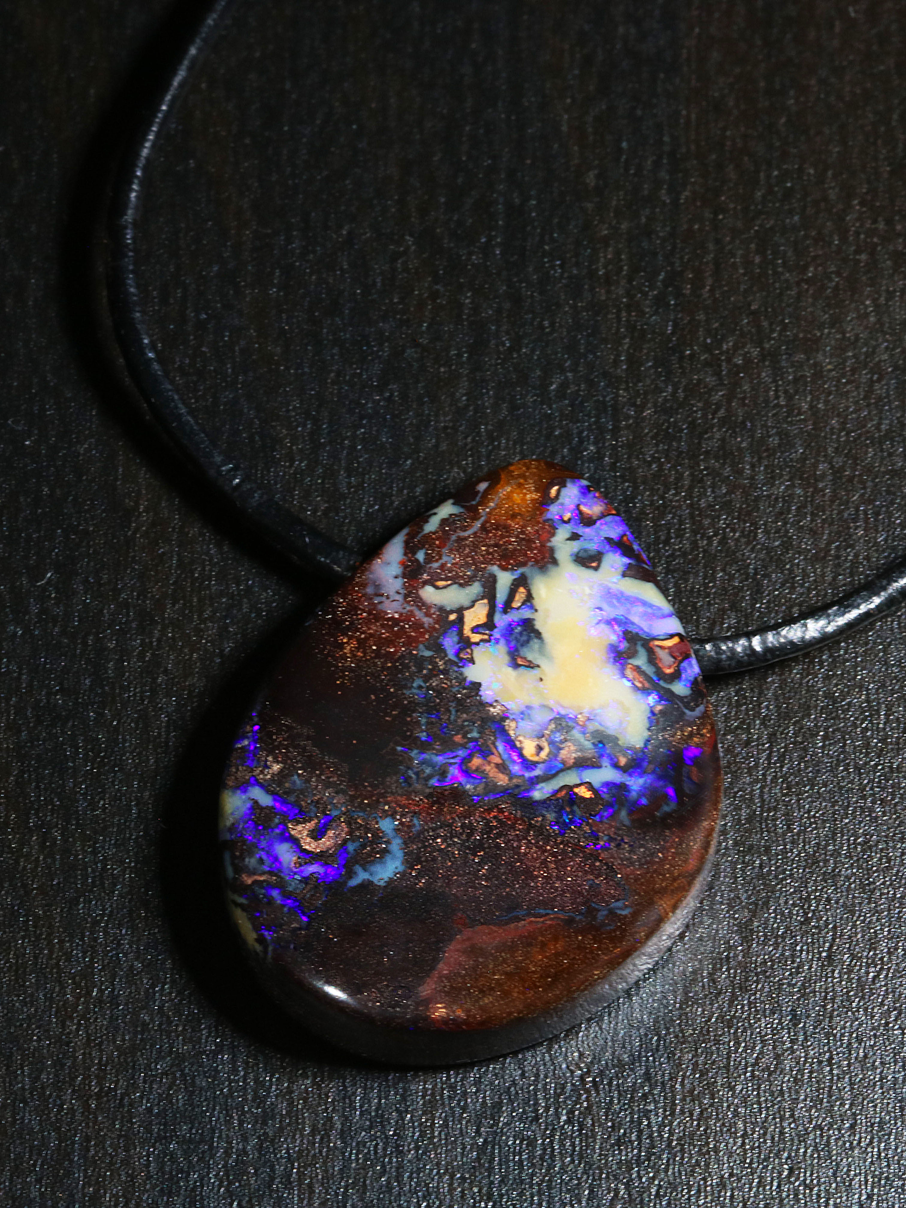 Boulder Opal Anhänger 