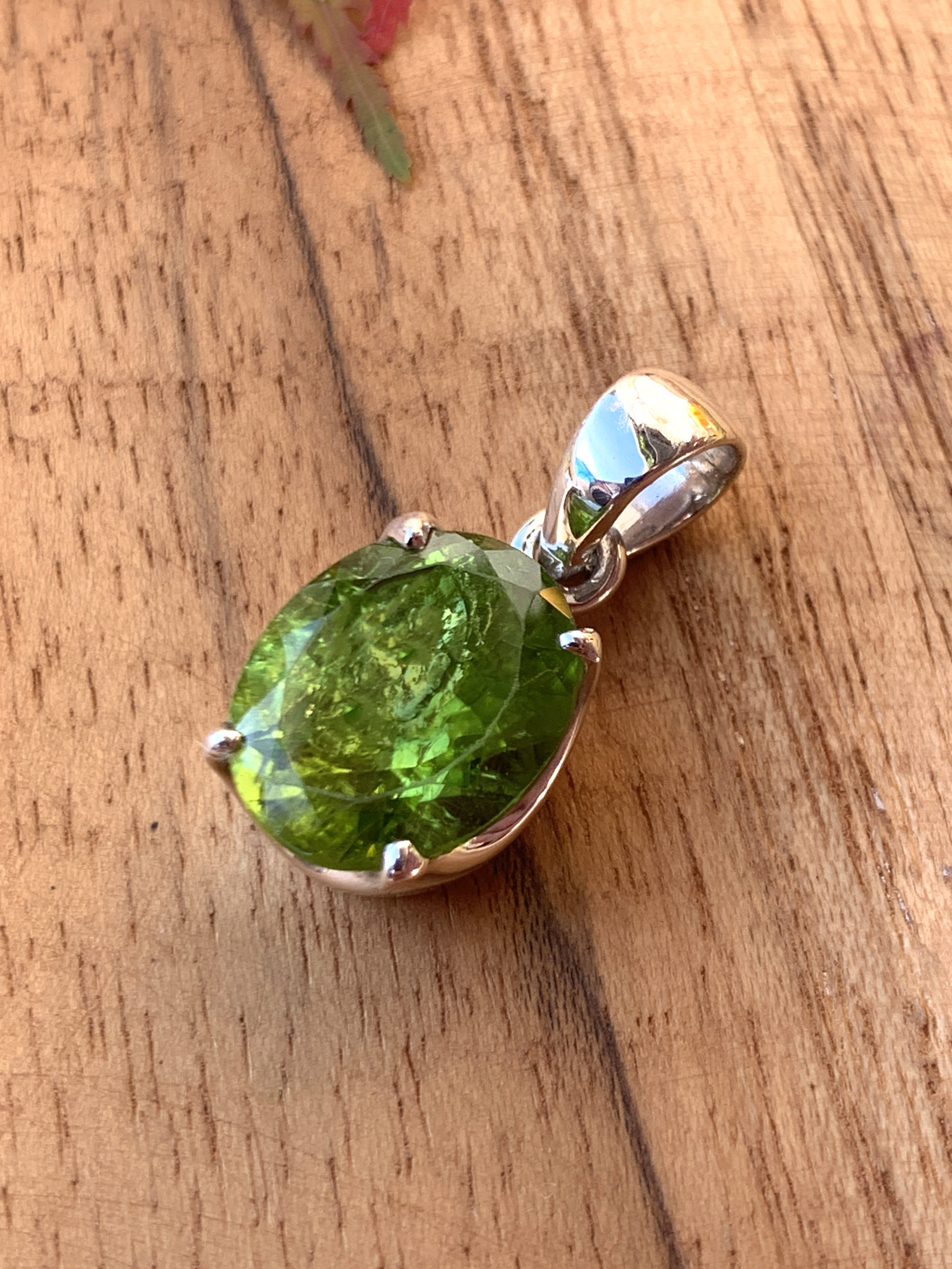 Top Peridot Anhänger
