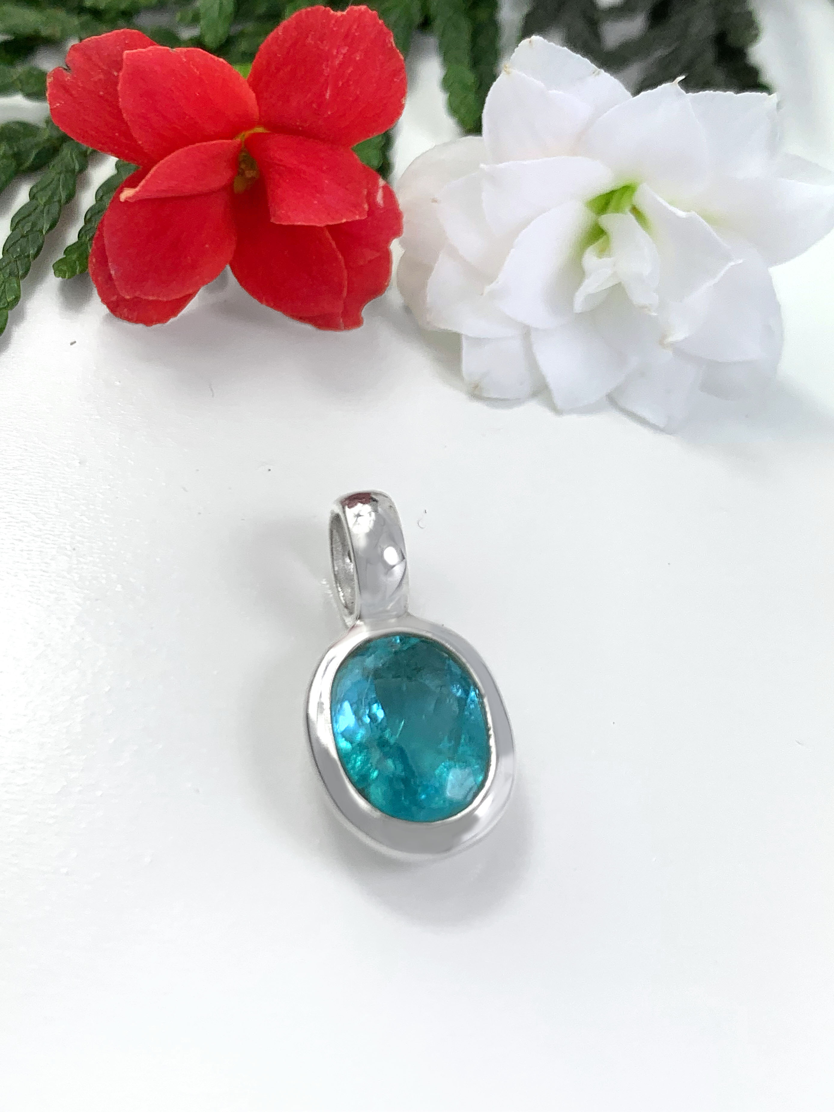 Paraiba Apatit Anhänger