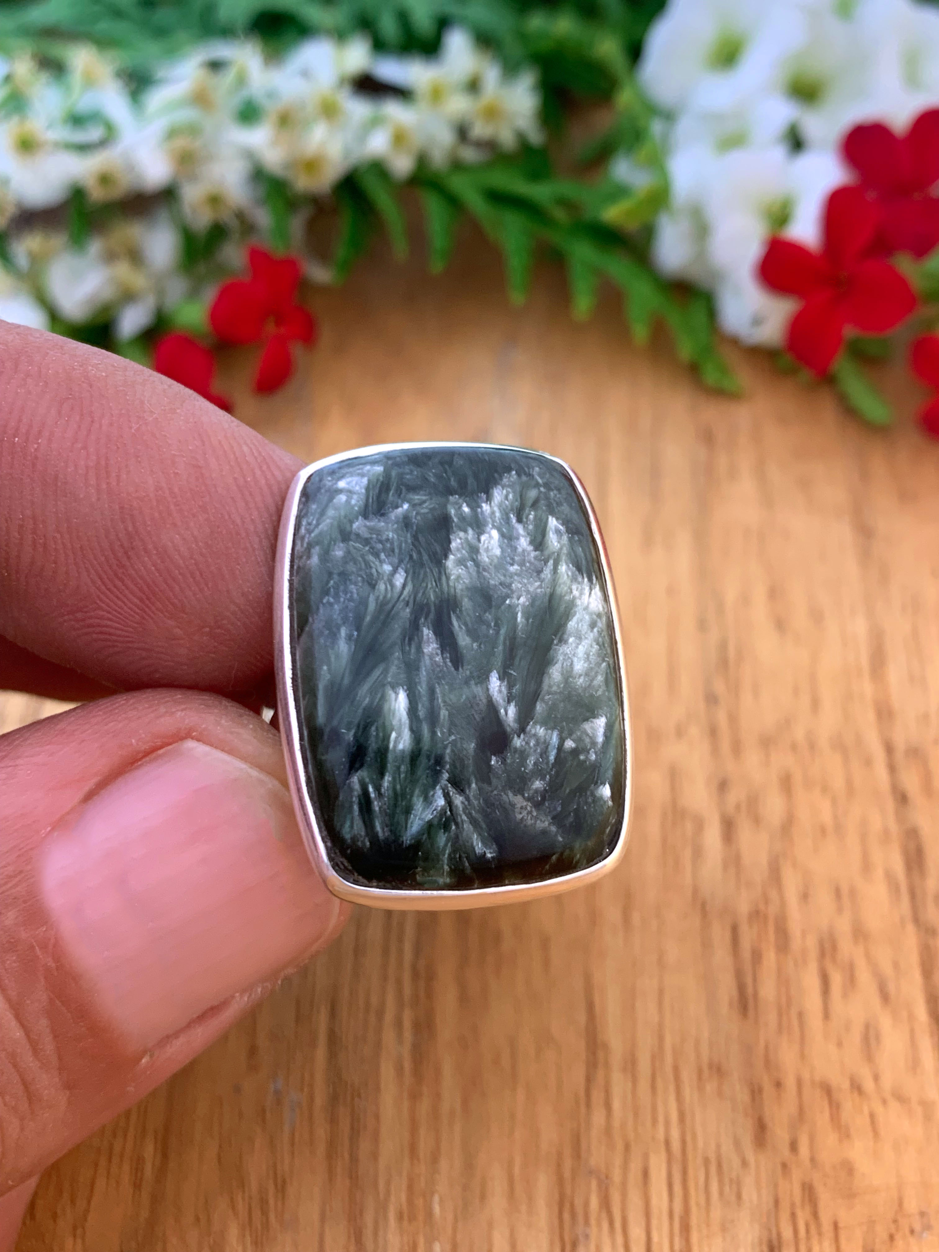 Serafinit Ring