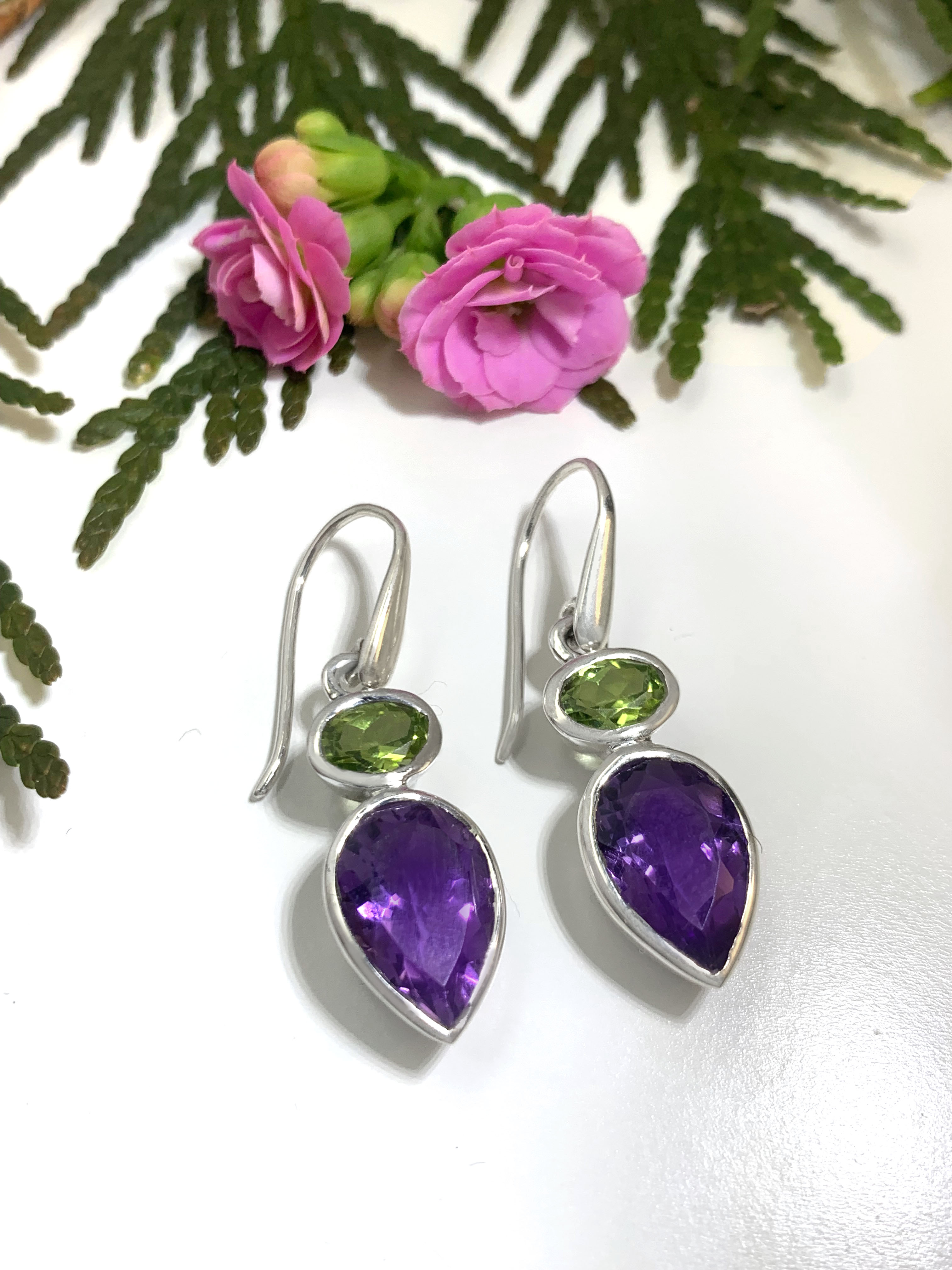 amethyst-ohrhaenger-amethyst-earrings-ohr00855-3 Amethyst mit Peridot Ohrhänger