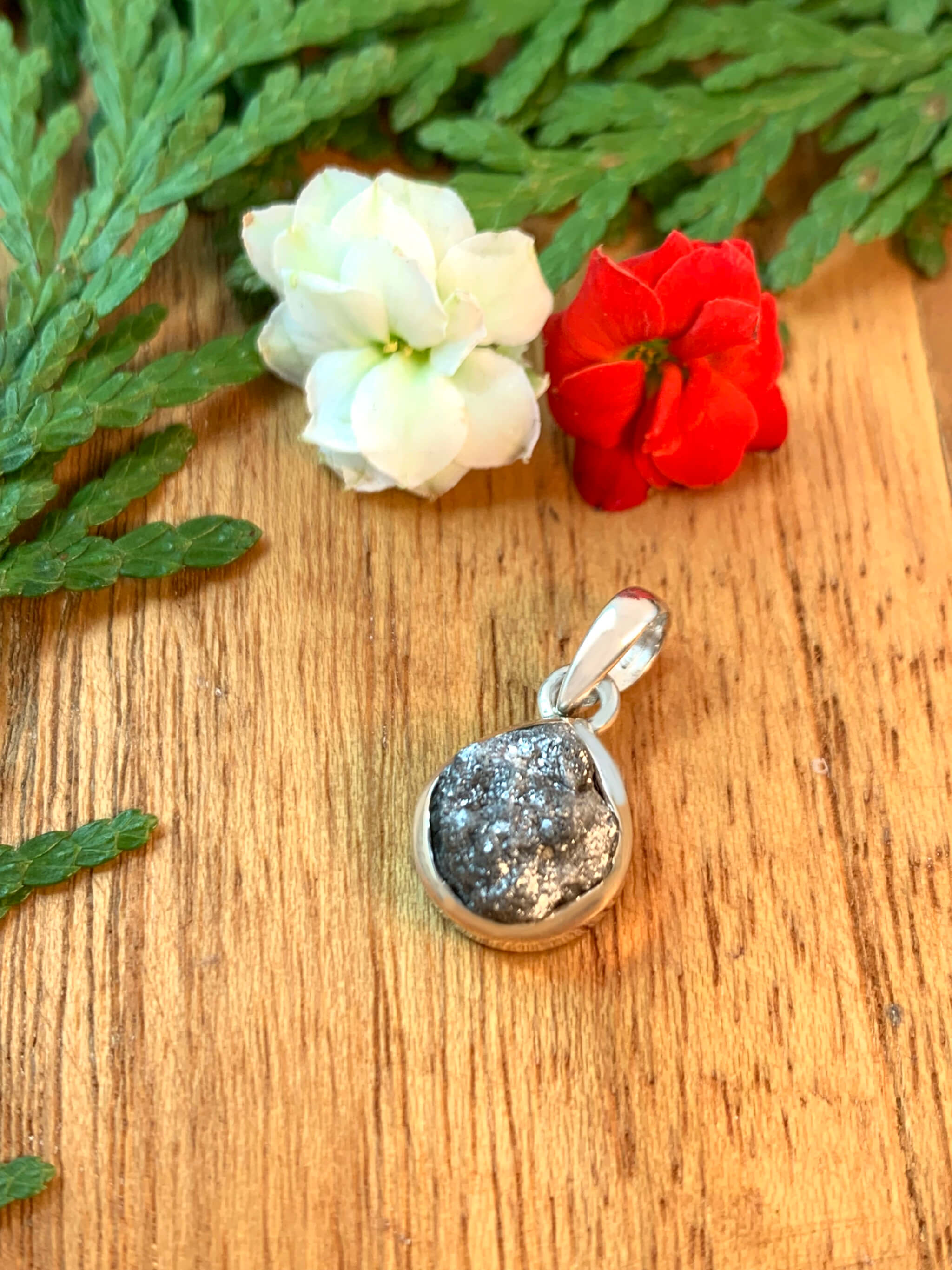 diamant-anhaenger-rohdiamant-anhaenger-diamond-pendant-ah05611 Rohdiamant Anhänger