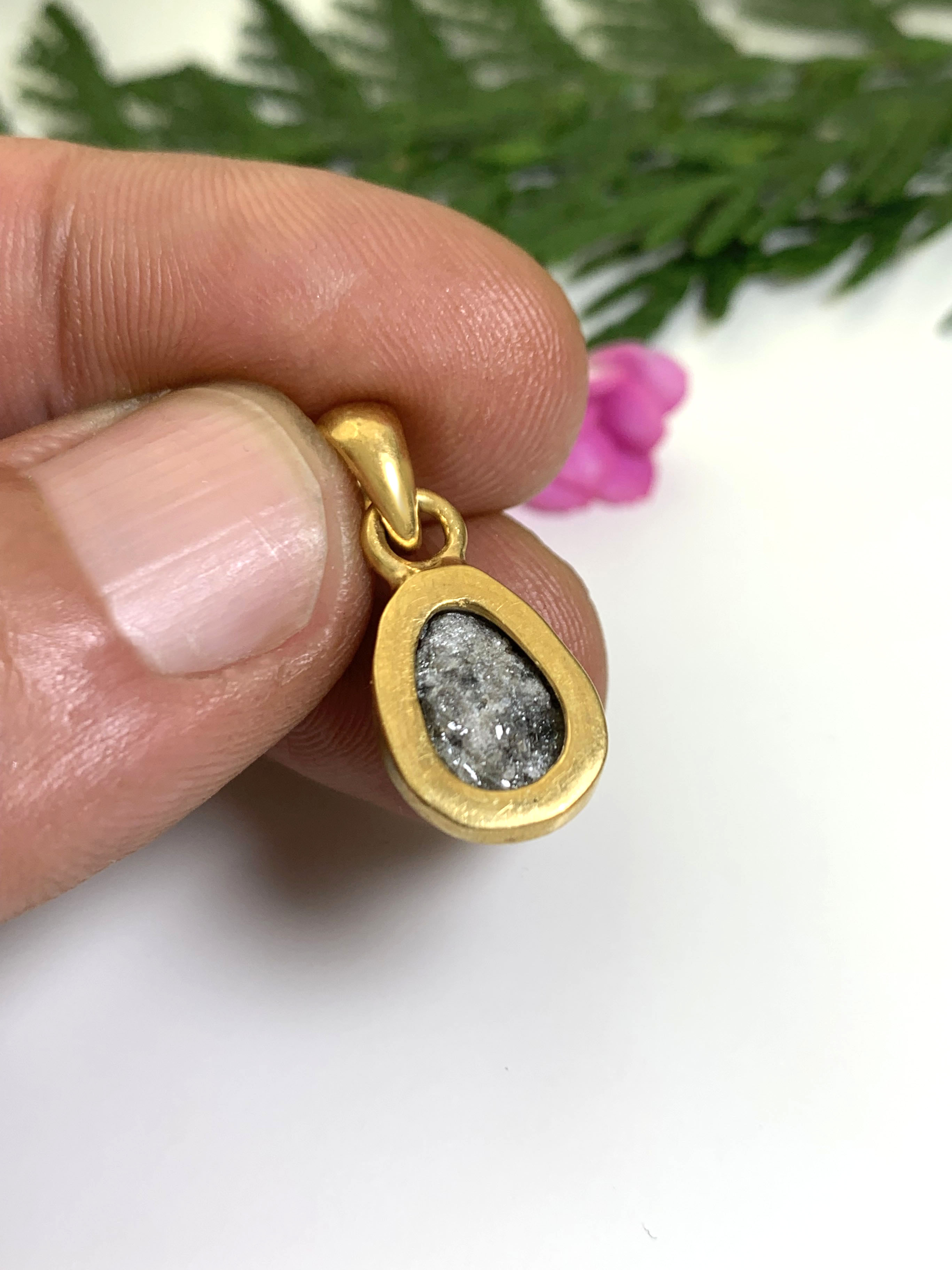 Rohdiamant Anhänger 