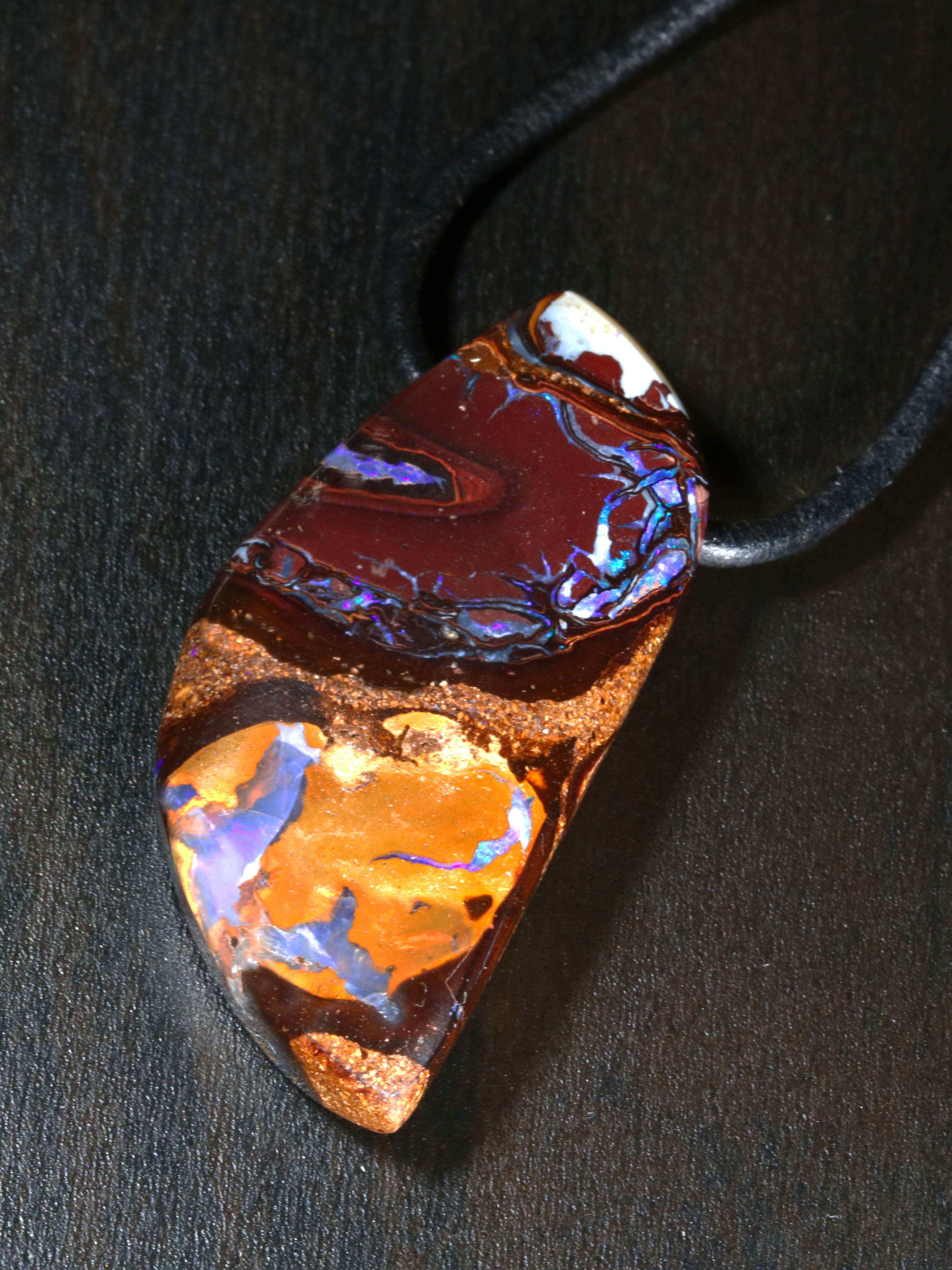 Boulder Opal Anhänger 