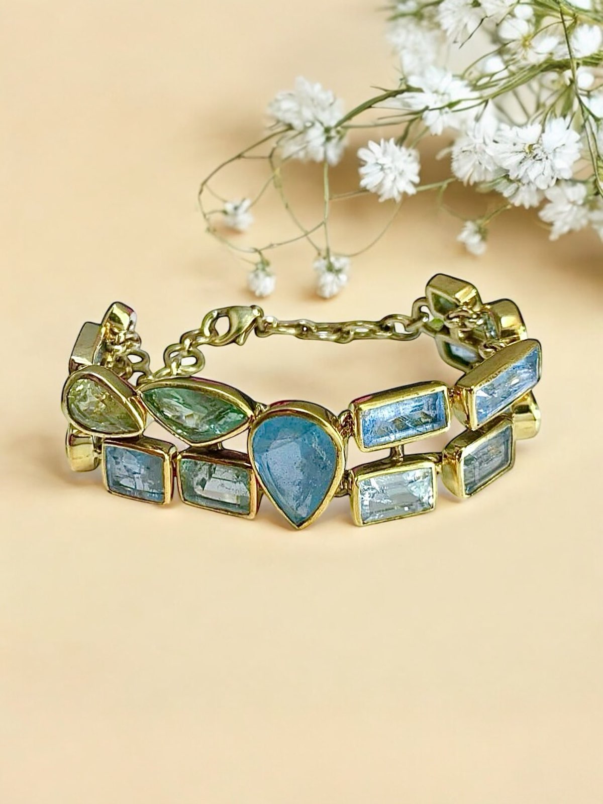 Armbänder Armbänder