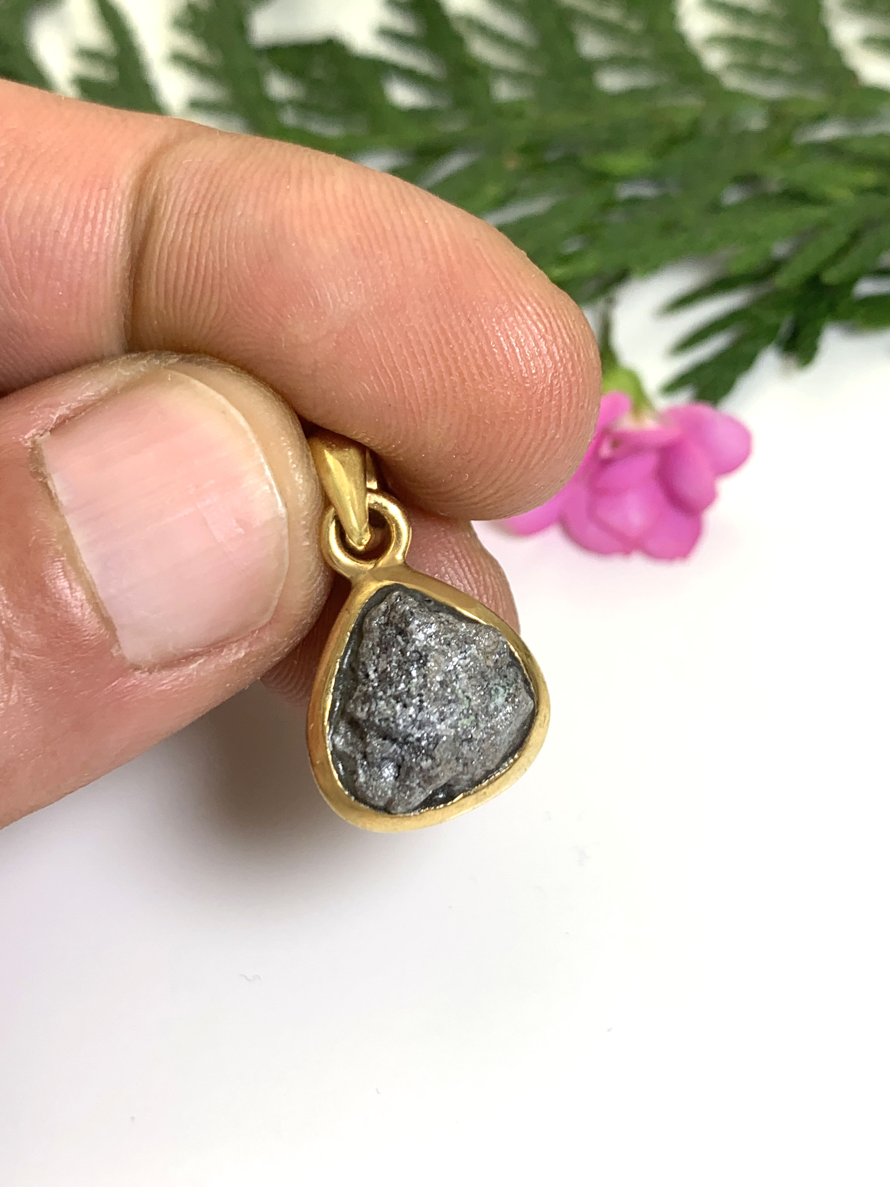 Rohdiamant Anhänger 