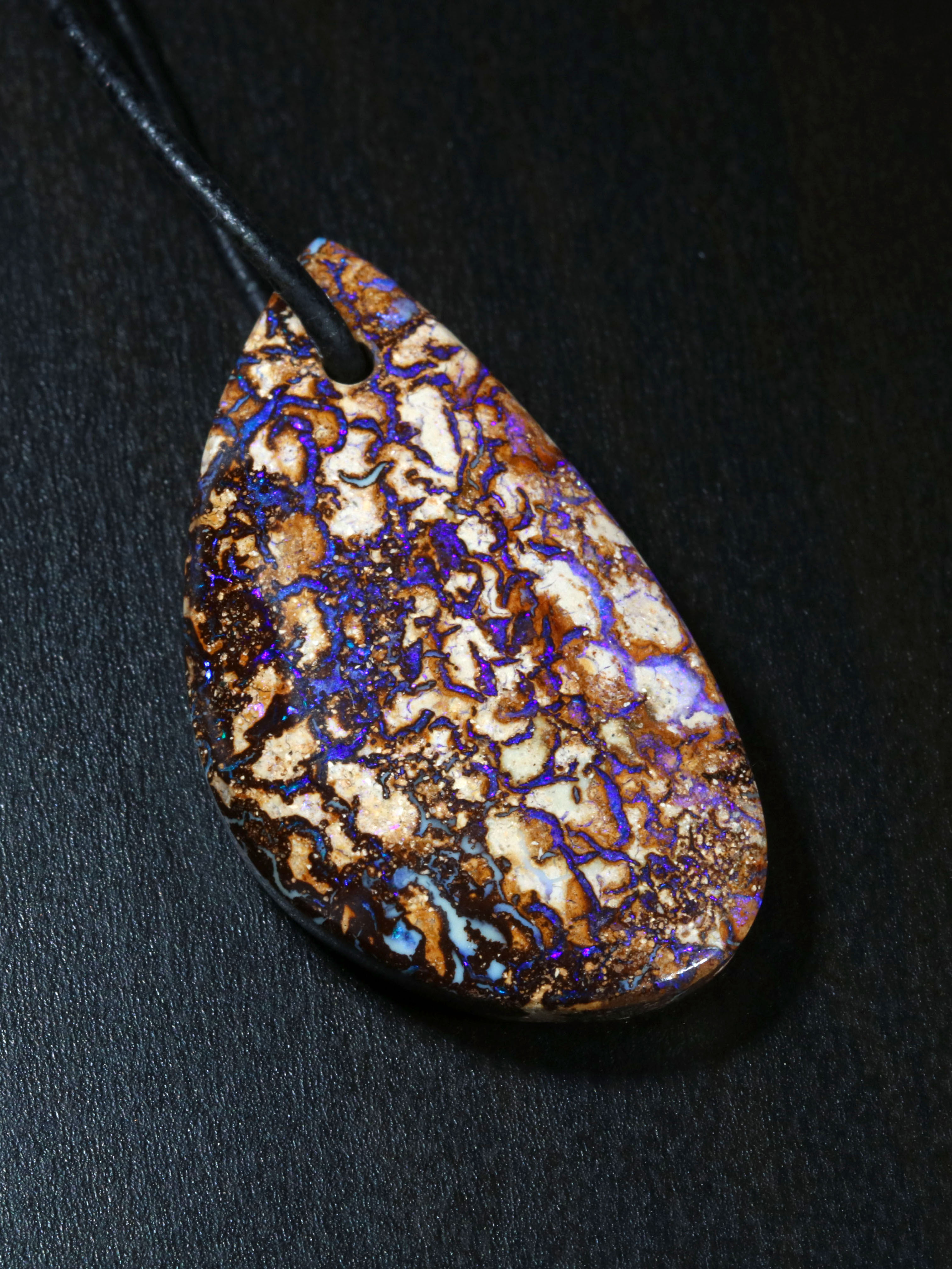 Boulder Opal Anhänger 