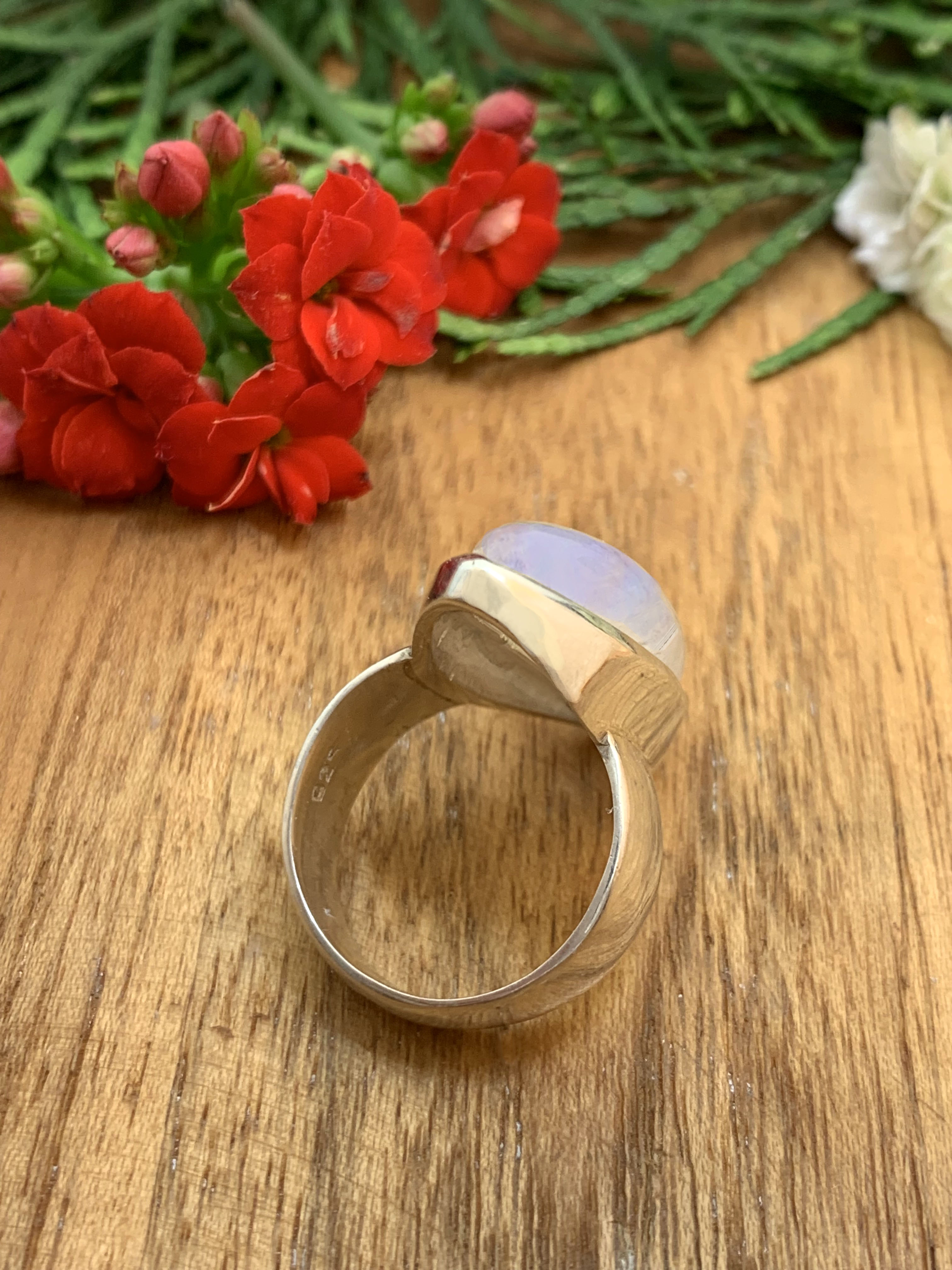 Mondstein Ring