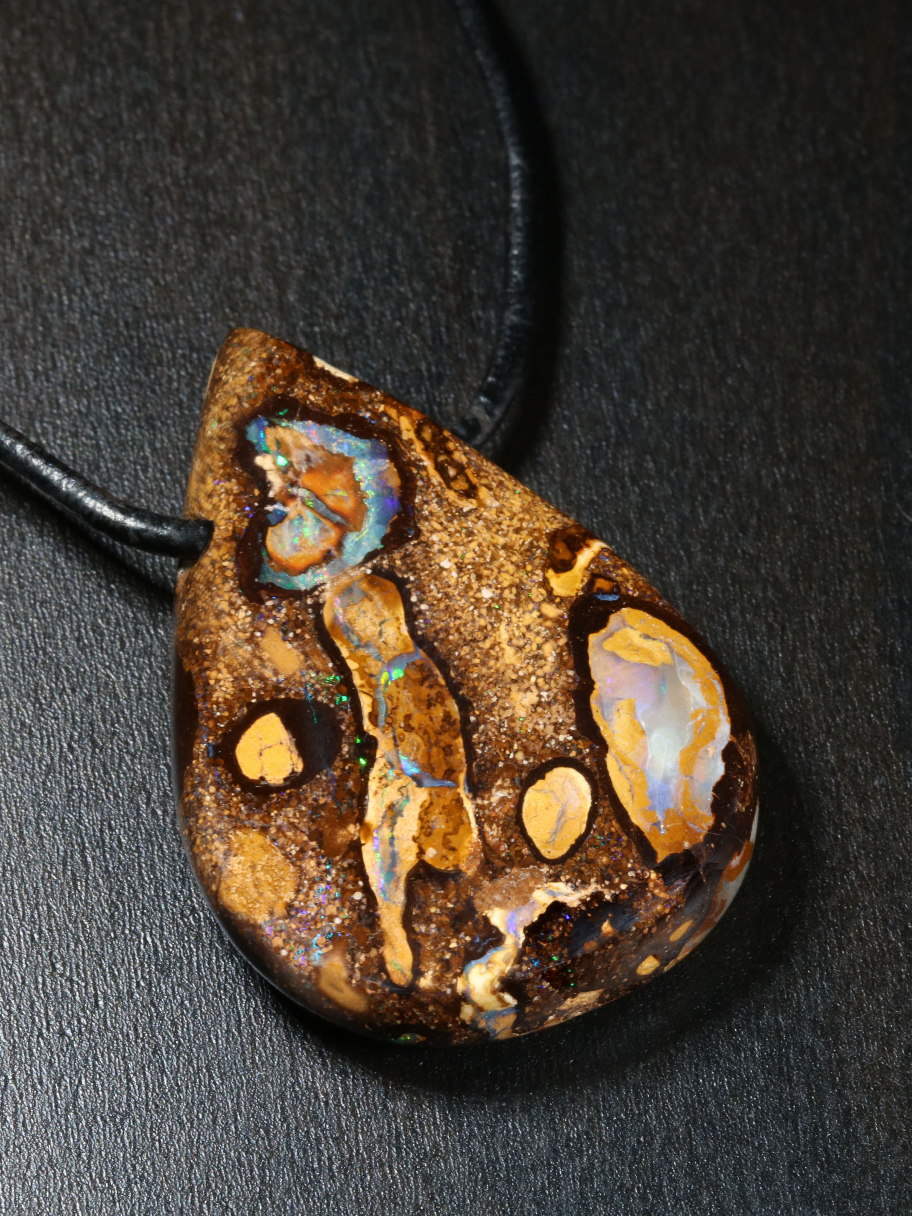 Boulder Opal Anhänger 
