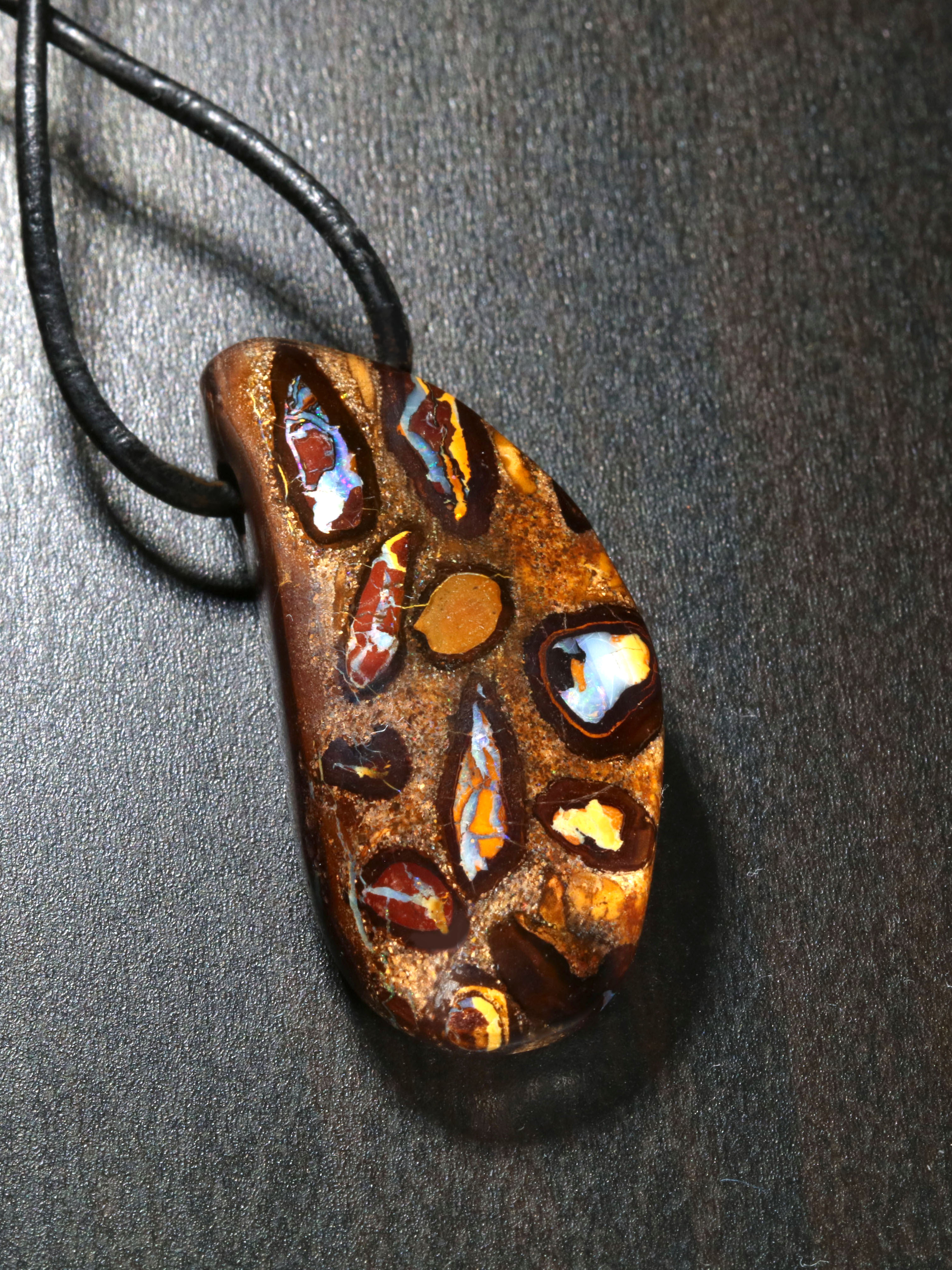 Boulder Opal Anhänger 