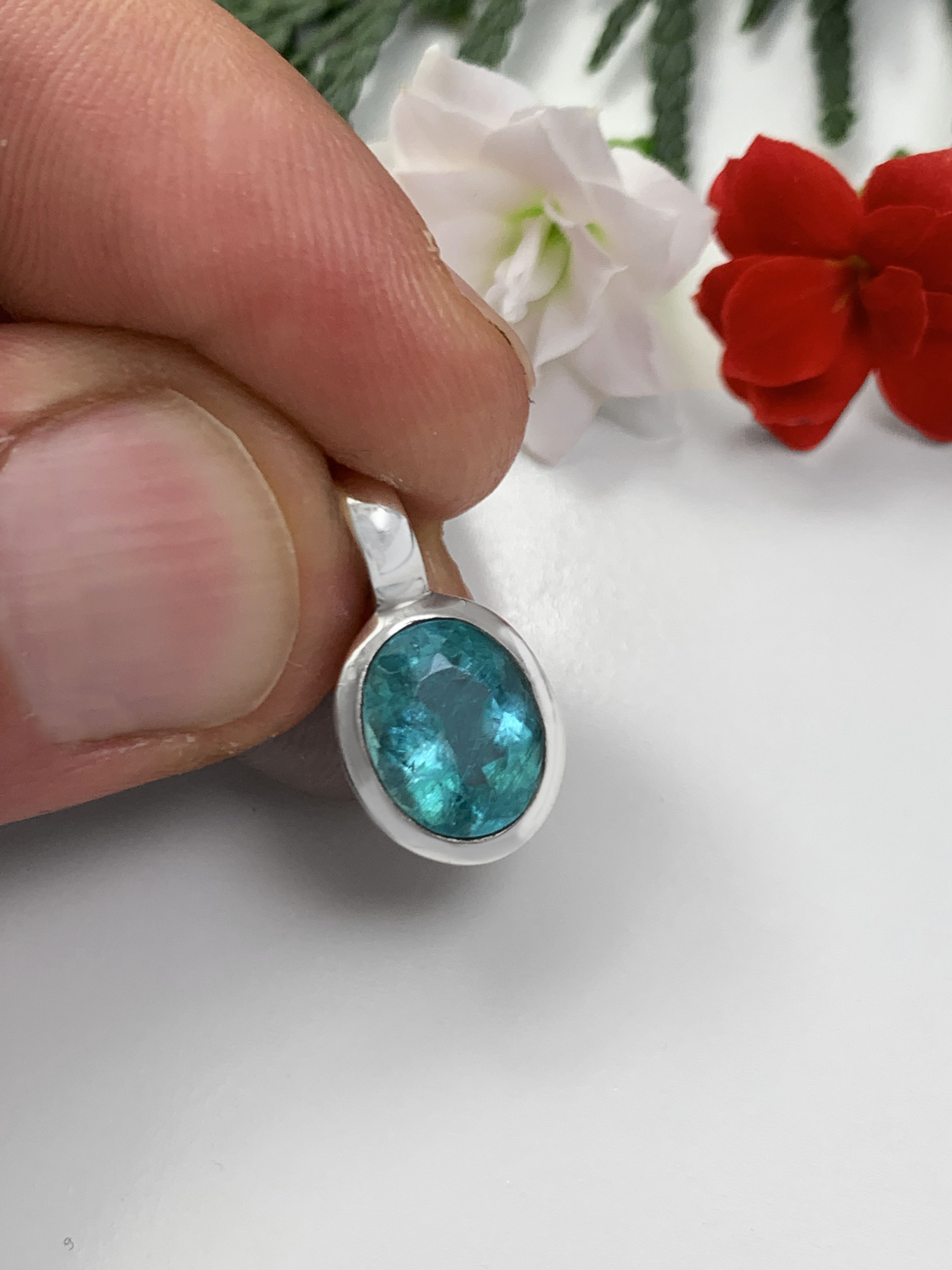 Paraiba Apatit Anhänger