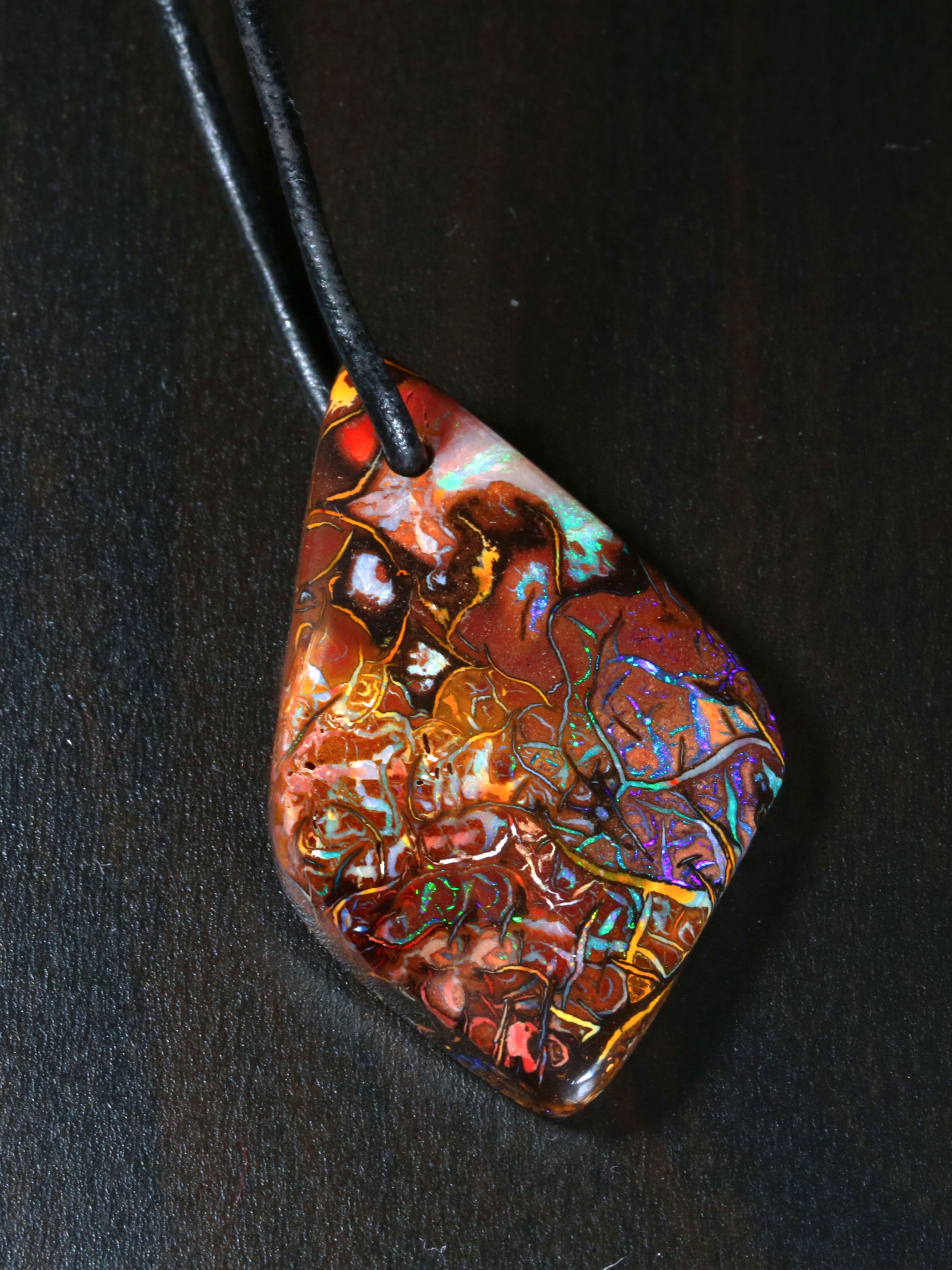 Boulder Opal Anhänger 
