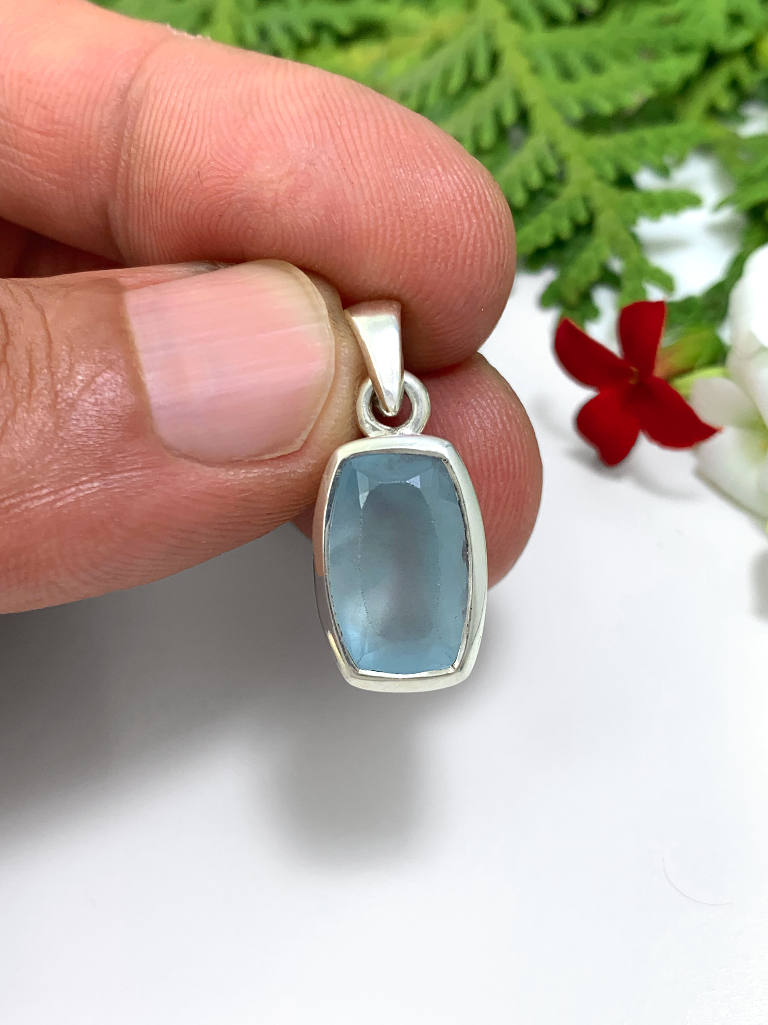 aquamarin-anhaenger-aquamarine-pendant-ah03546-2 Aquamarin Anhänger