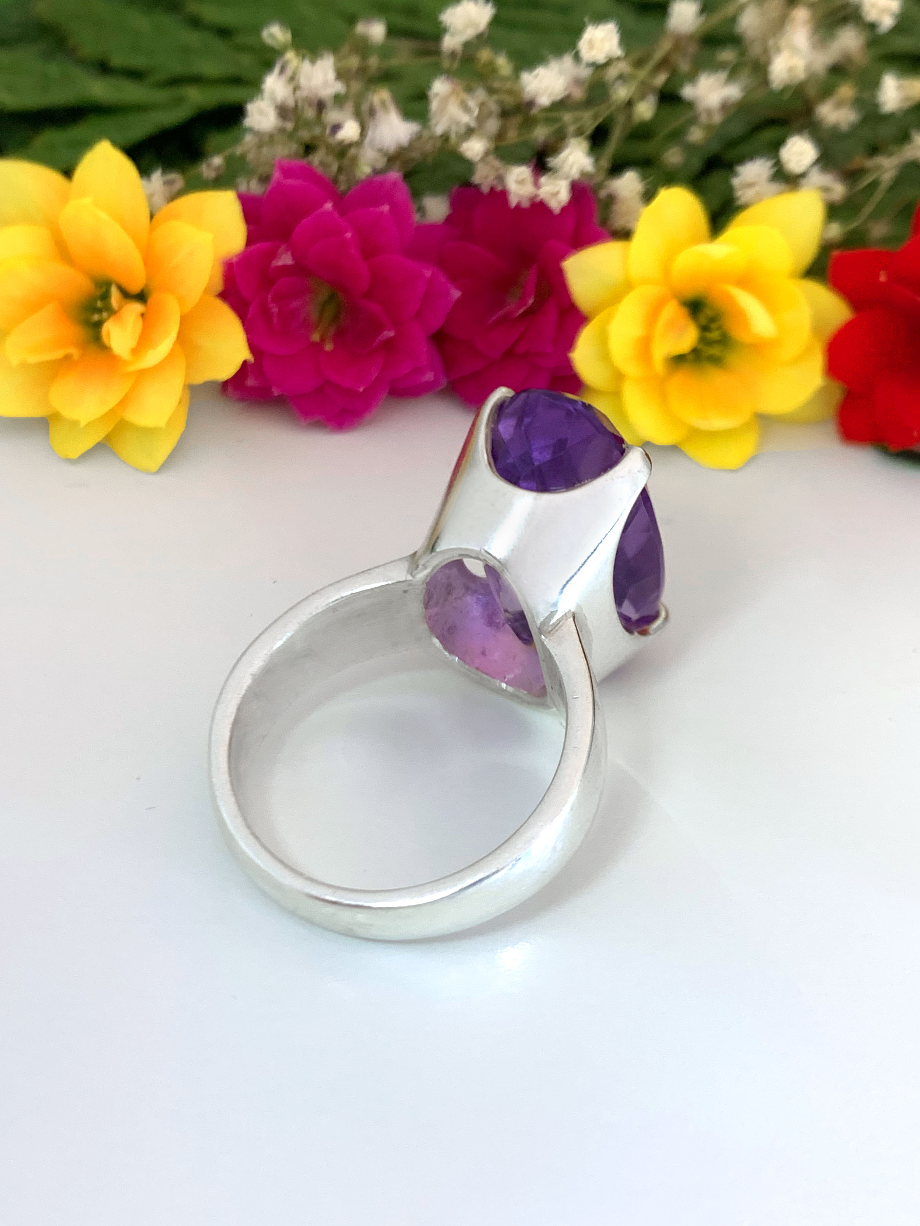 amethyst-ring-amethyst-ring-r02576-4 Amethyst Ring - Afrika