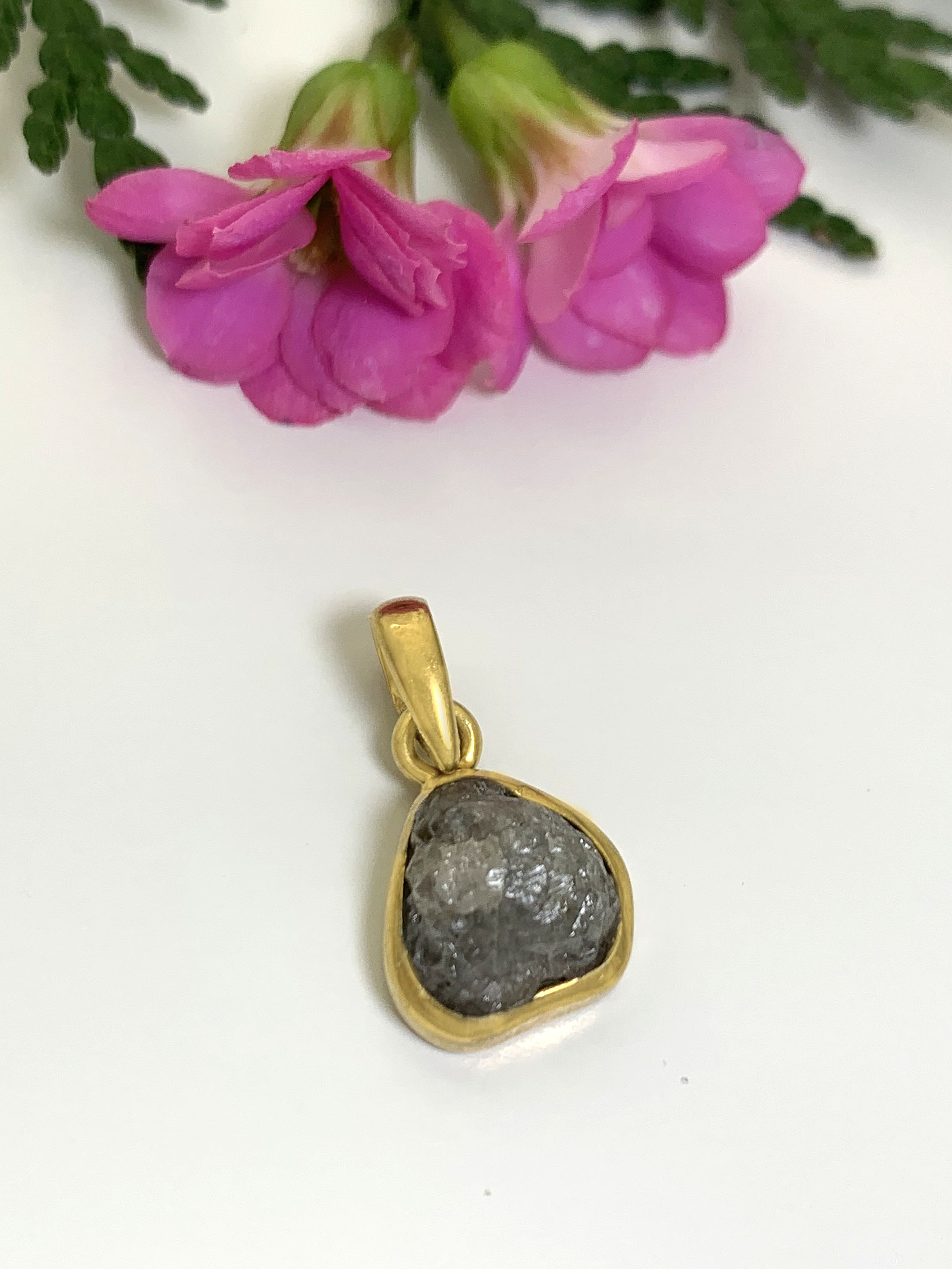 Rohdiamant Anhänger 