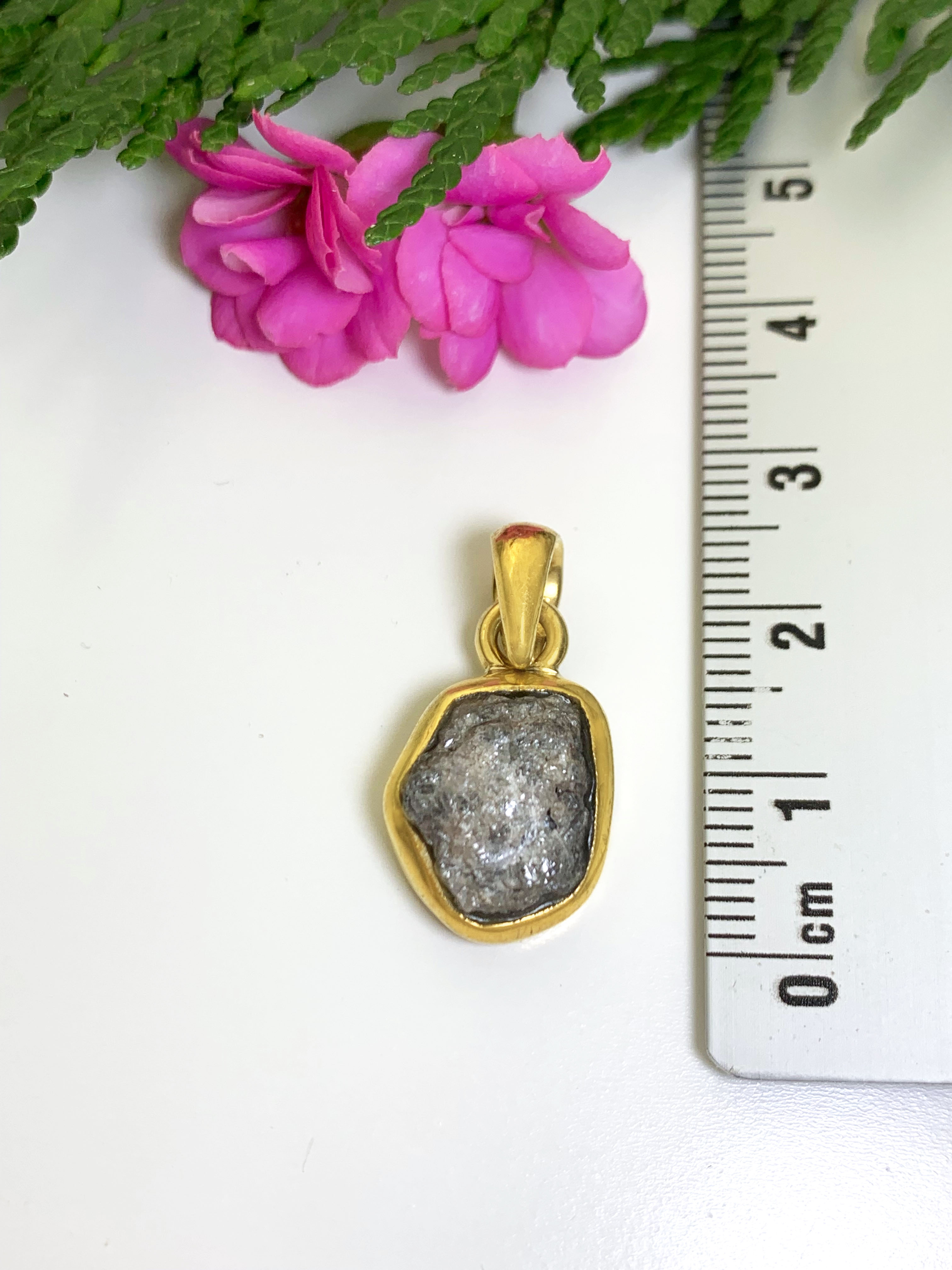 Rohdiamant Anhänger 