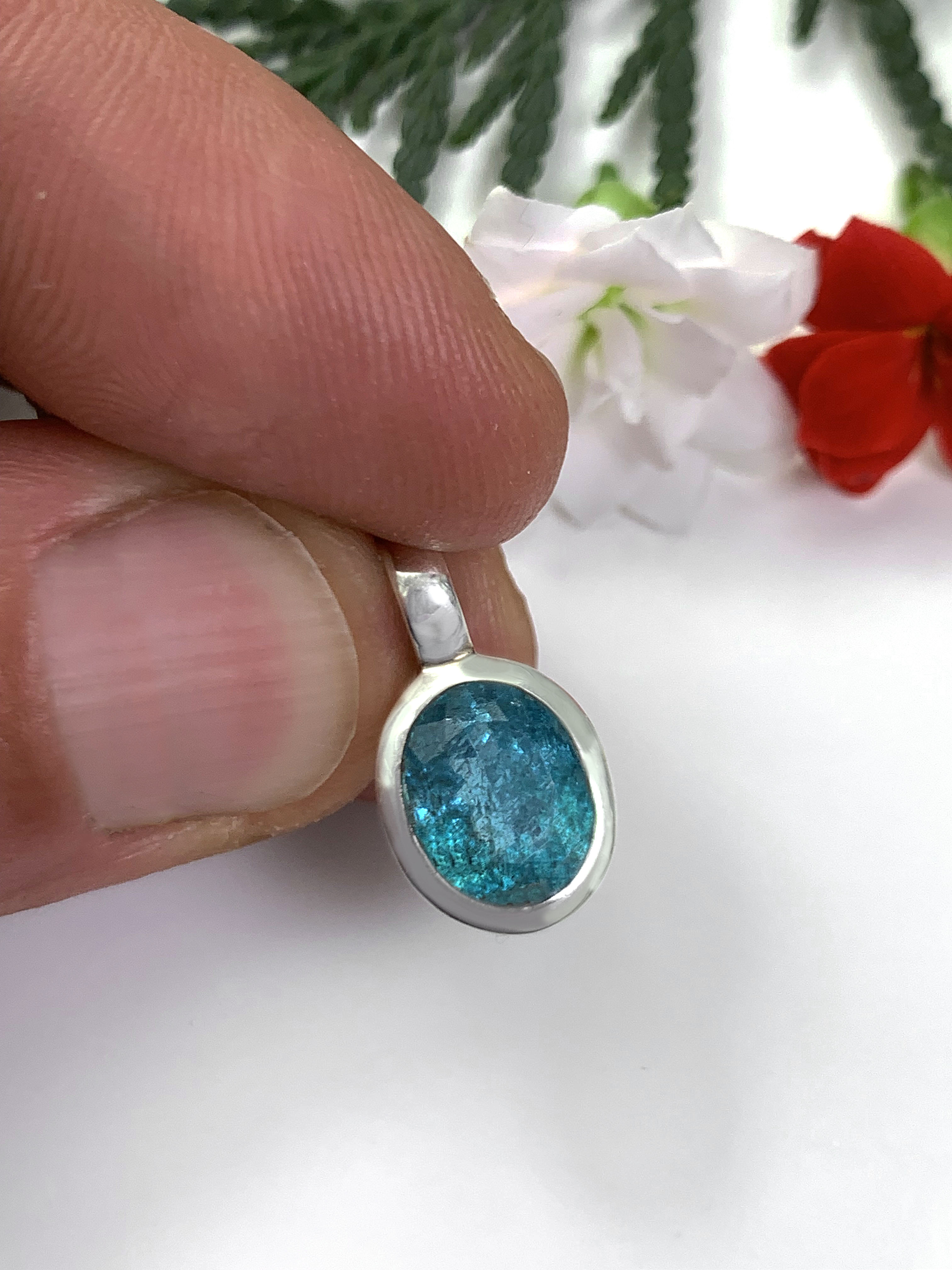Paraiba Apatit Anhänger