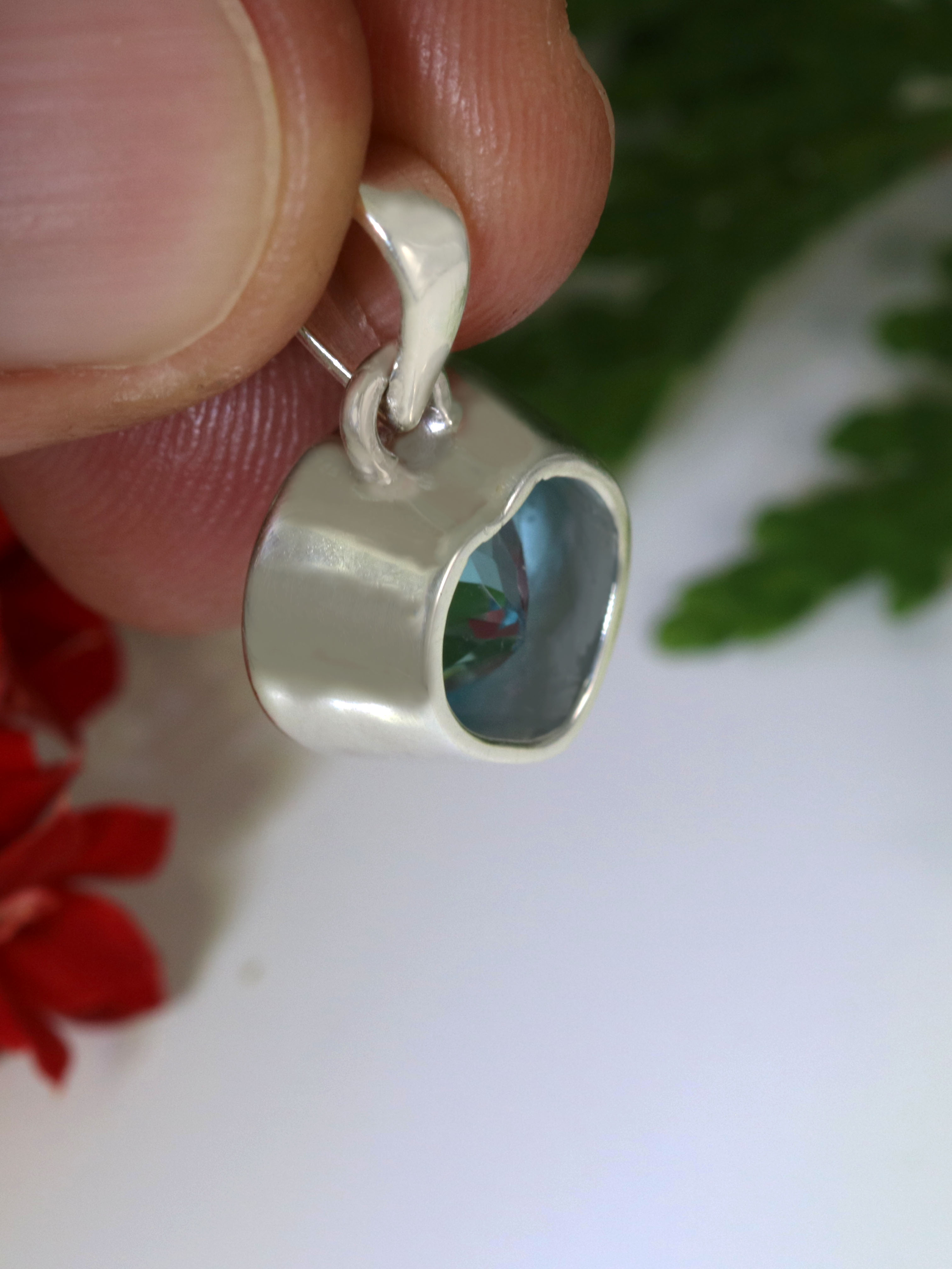 blautopas-anhaenger-blue-topaz-pendant-london-blue-ah03727-4 Blautopas Anhänger - Skyblue TOP