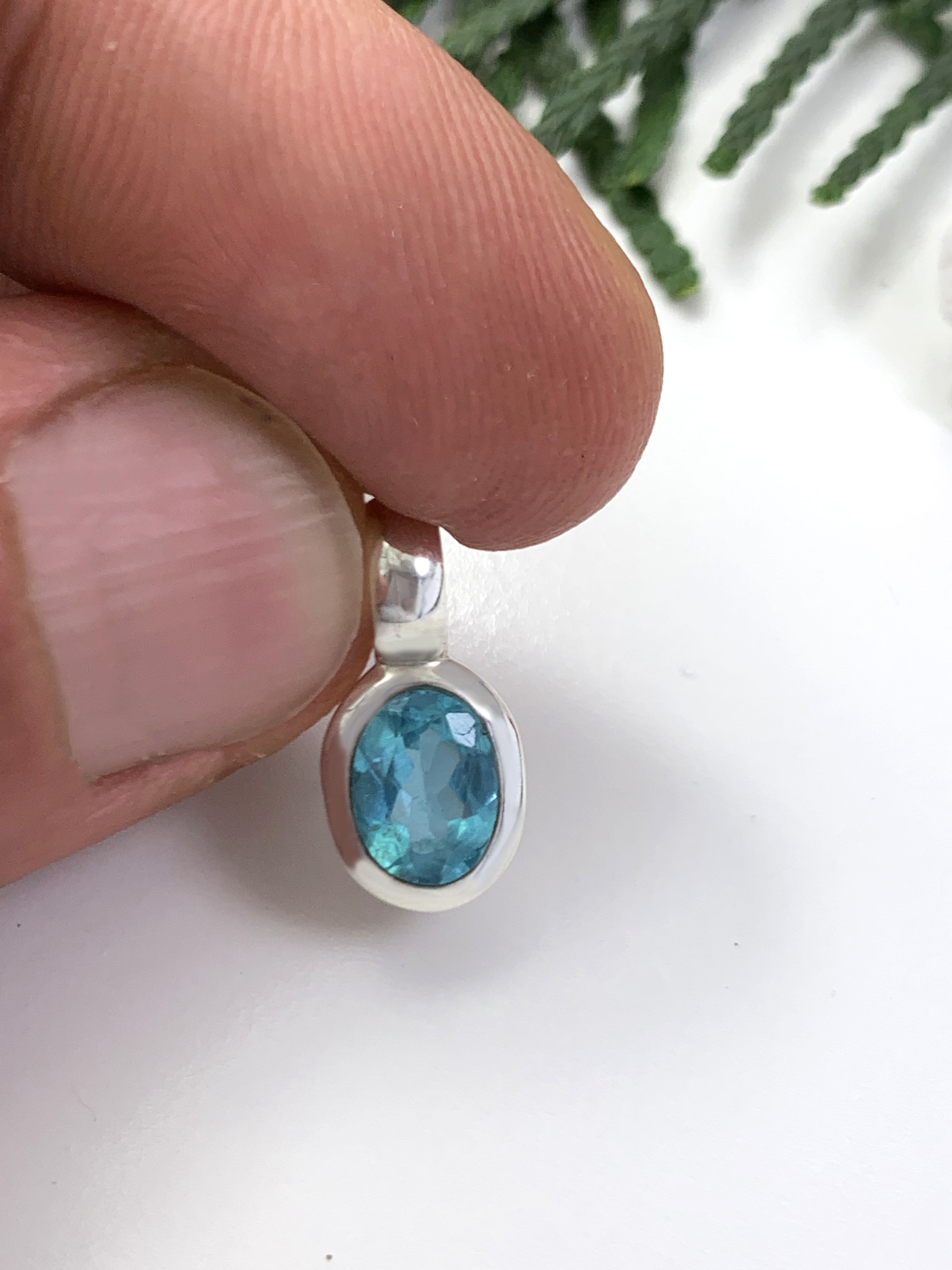 Paraiba Apatit Anhänger