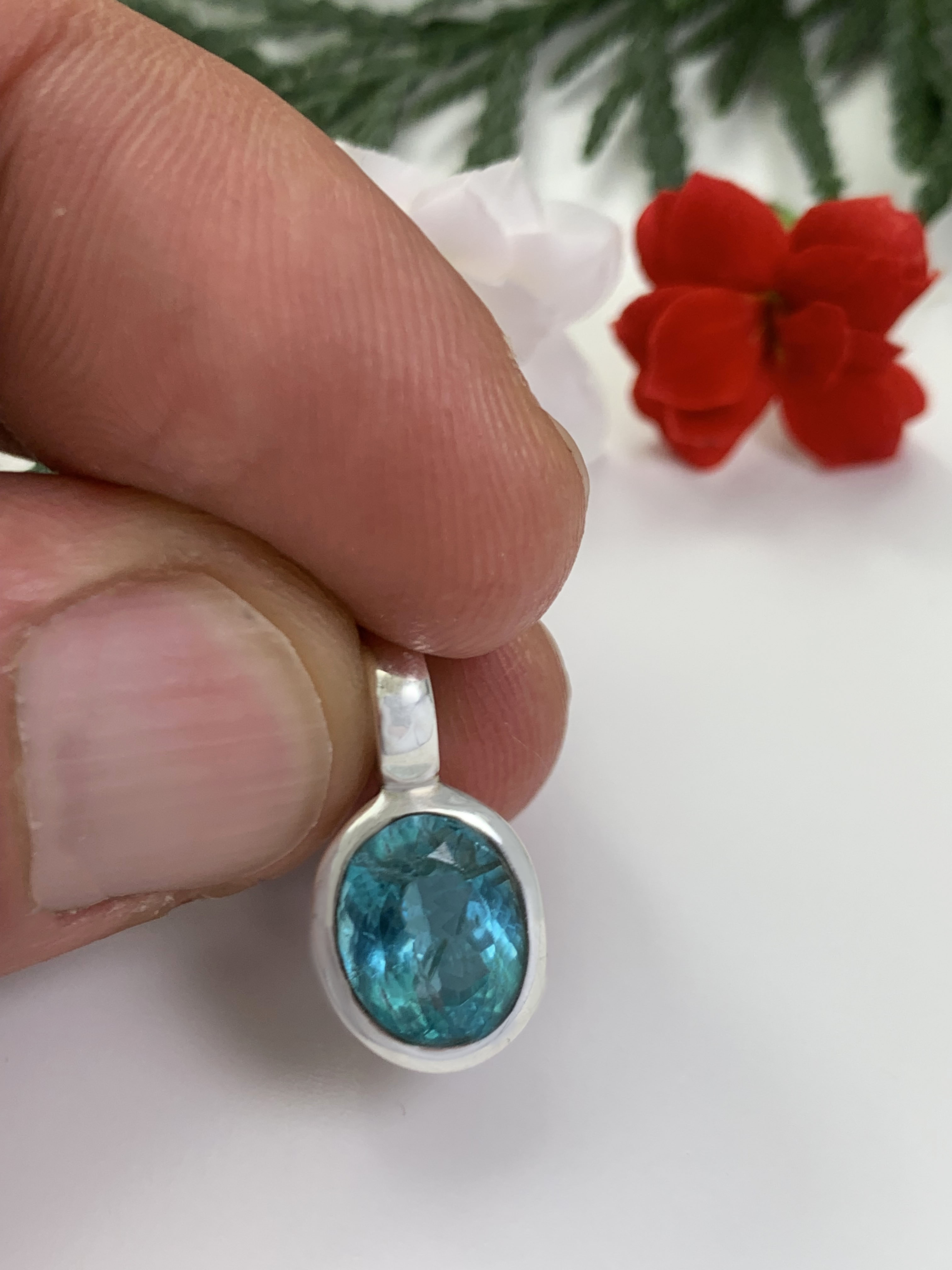 Paraiba Apatit Anhänger