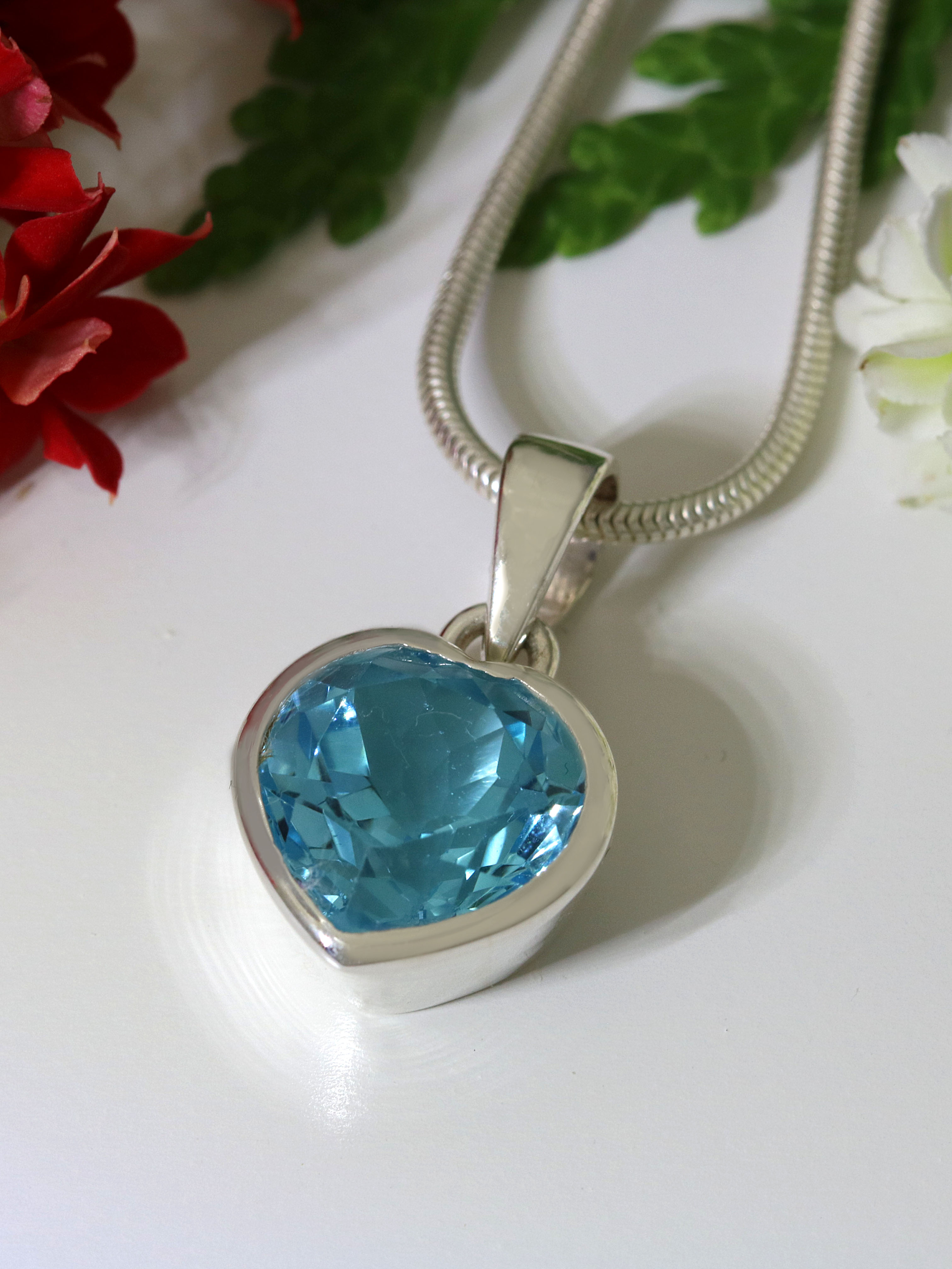 blautopas-anhaenger-blue-topaz-pendant-london-blue-ah03727-3 Blautopas Anhänger - Skyblue TOP