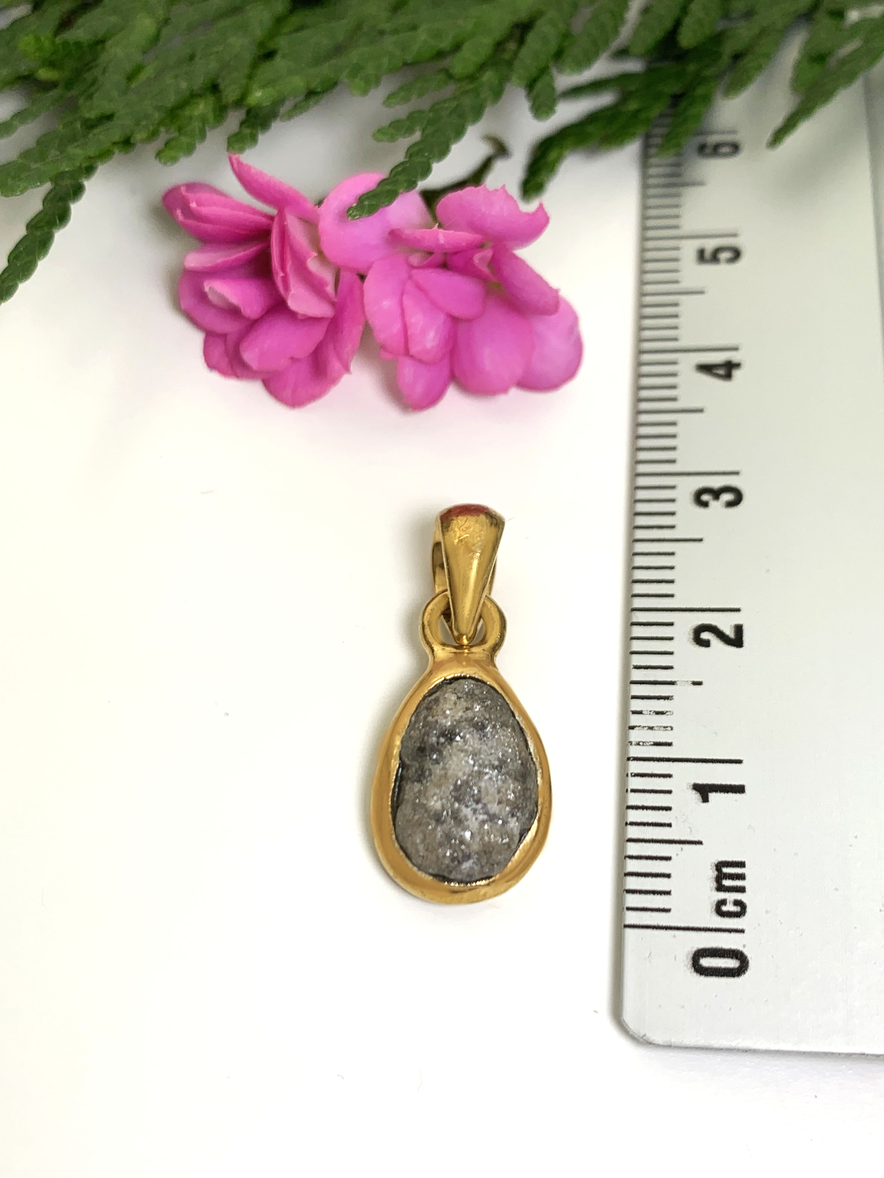 Rohdiamant Anhänger 