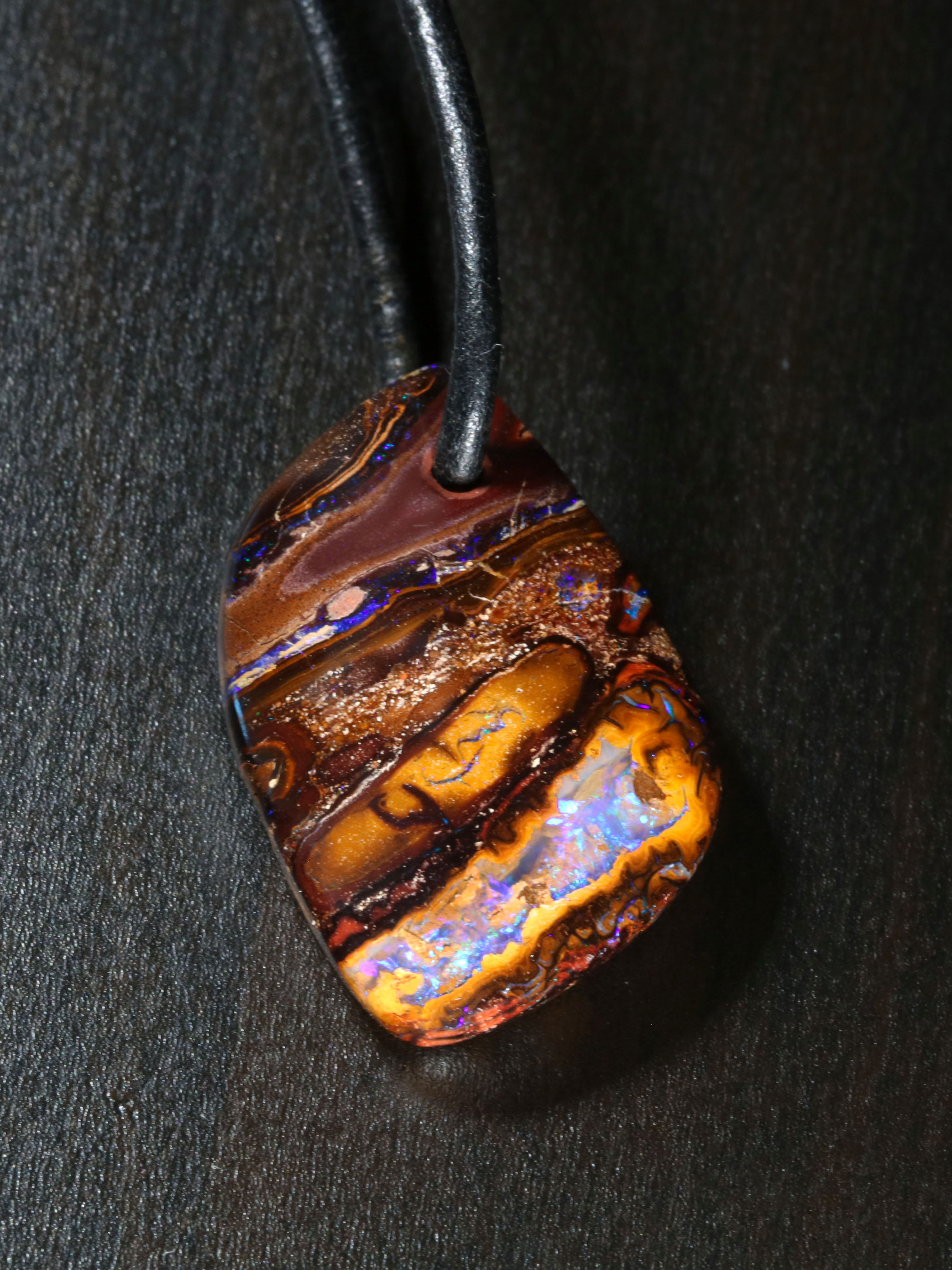 Boulder Opal Anhänger 
