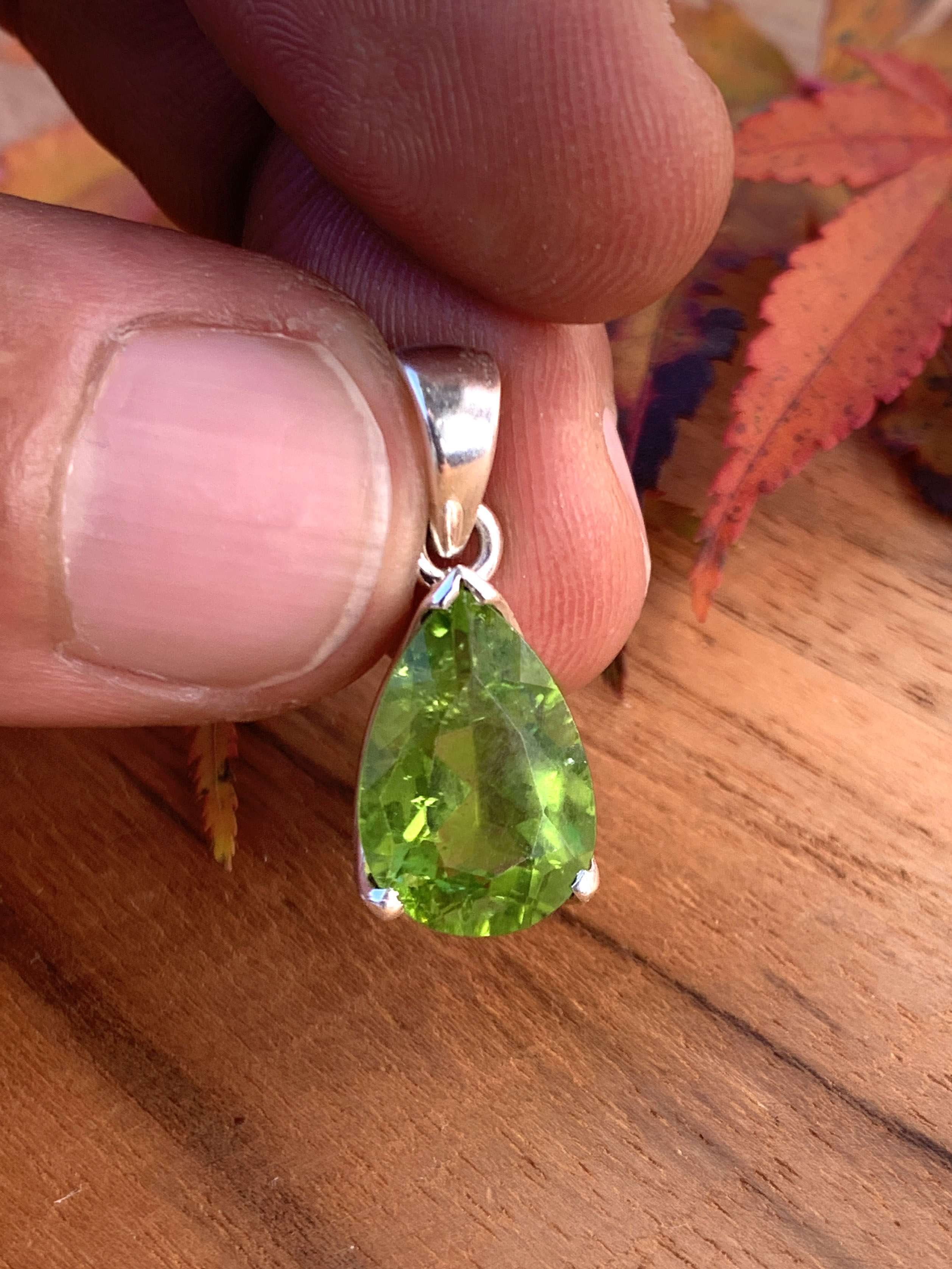 Top Peridot Anhänger