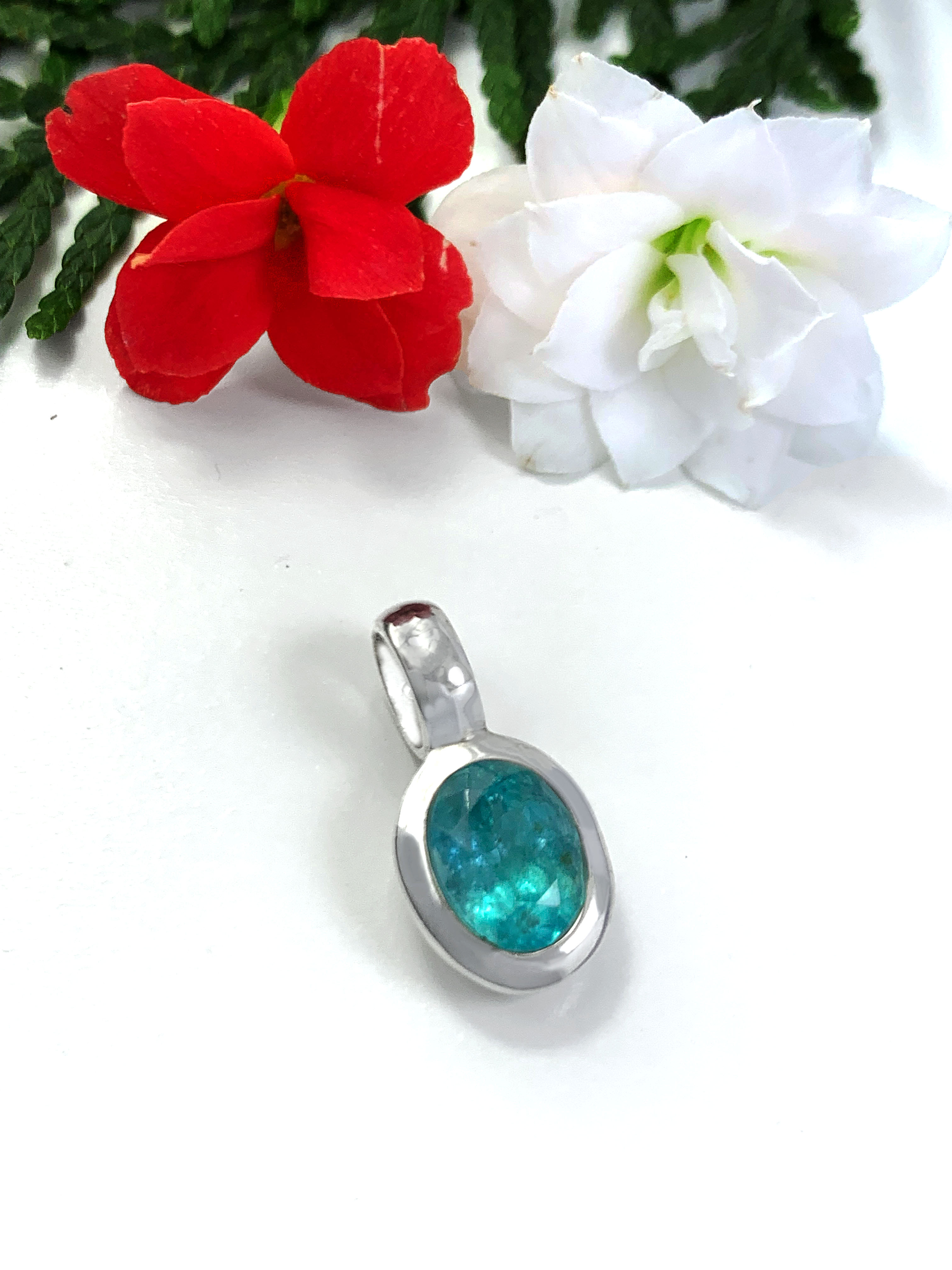 Paraiba Apatit Anhänger