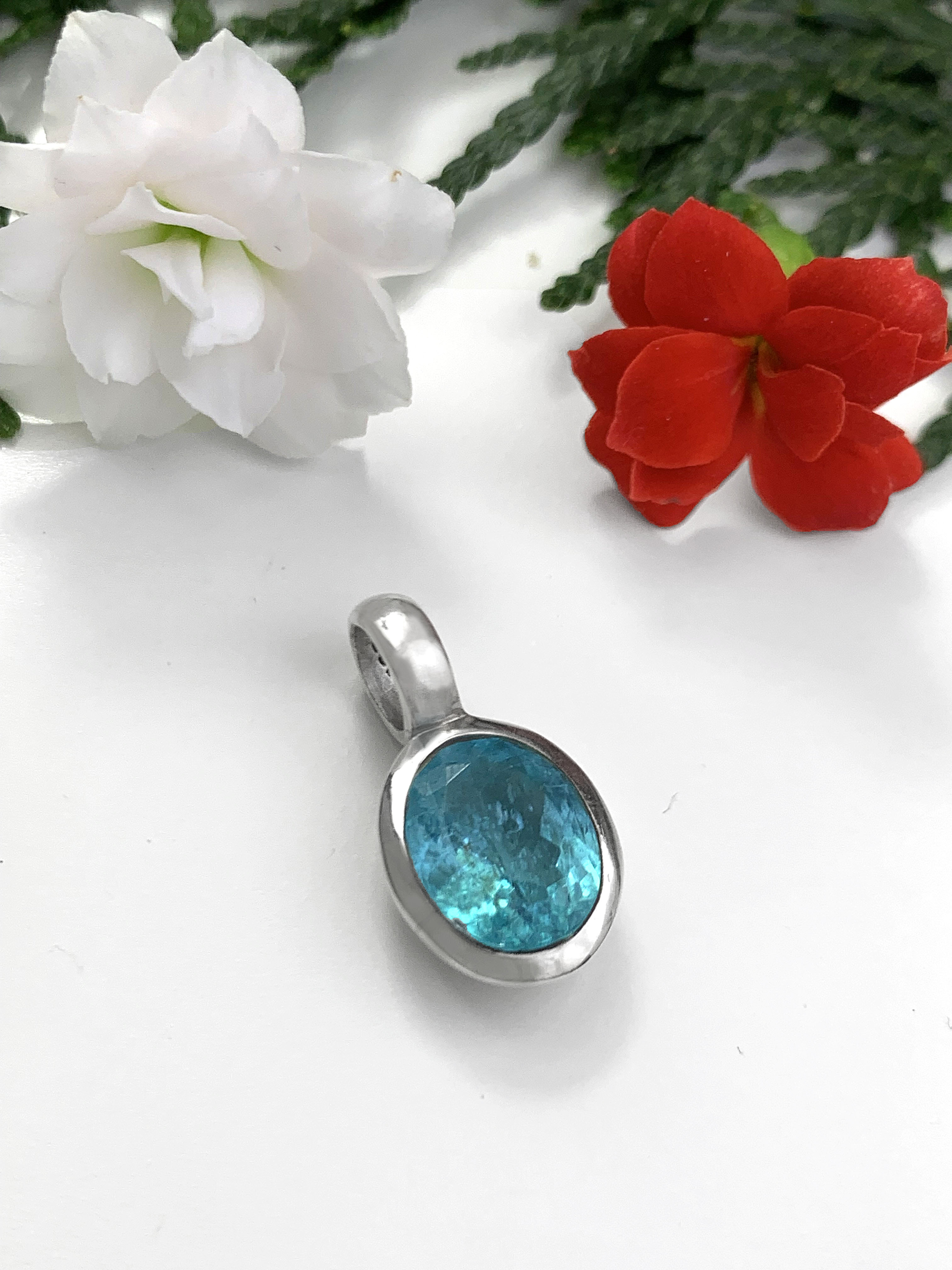 Paraiba Apatit Anhänger