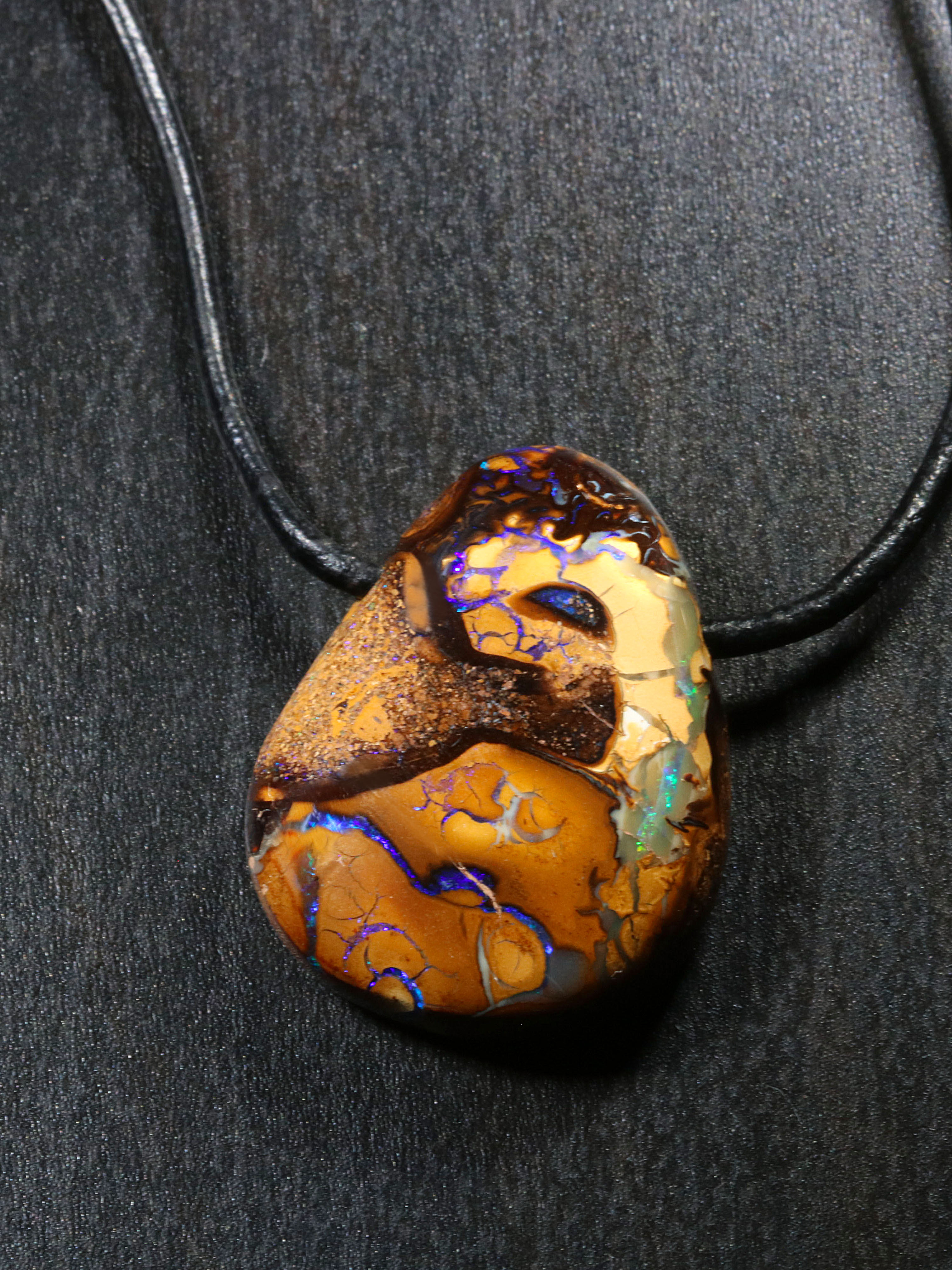 Boulder Opal Anhänger 