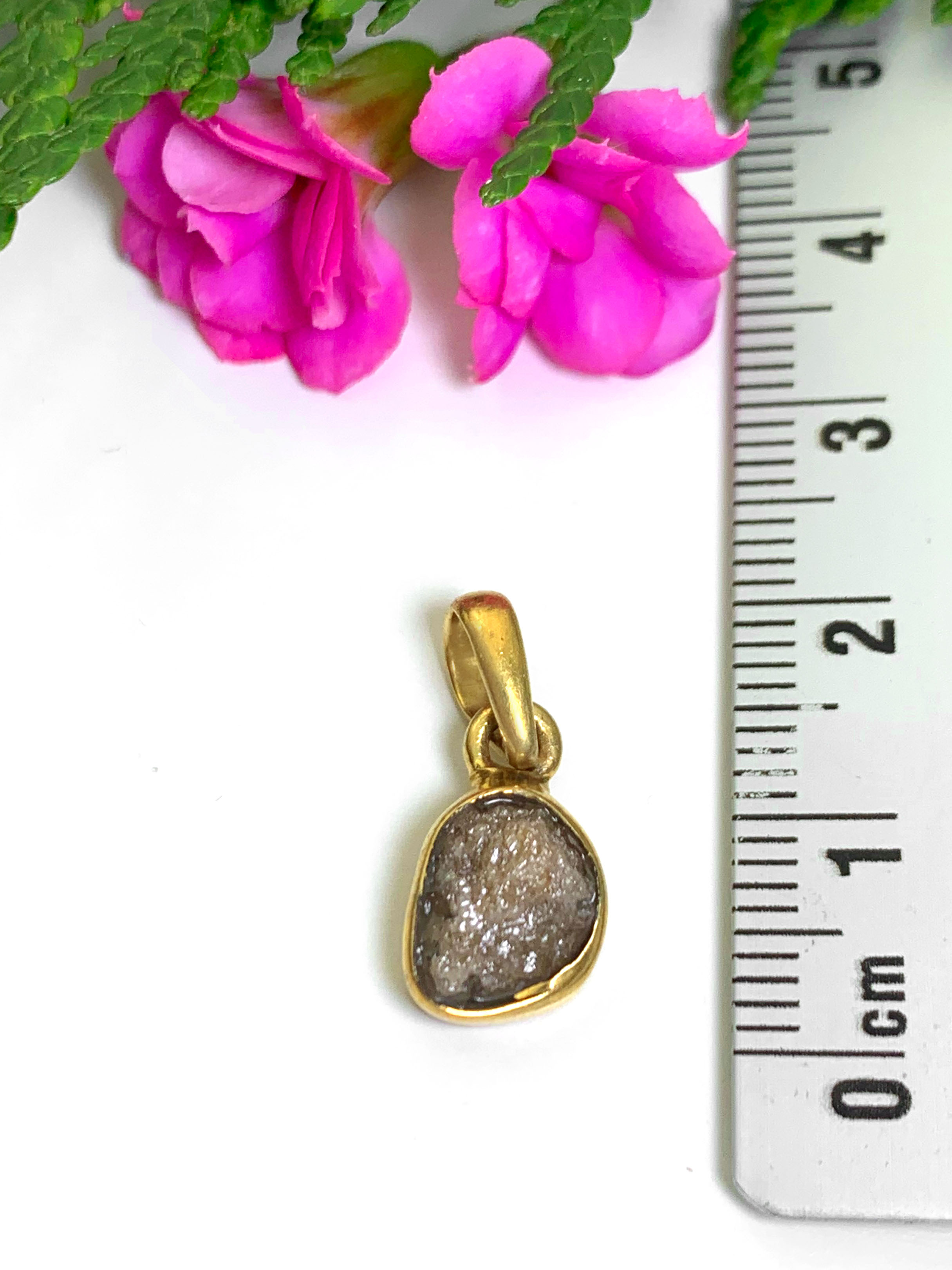 Rohdiamant Anhänger 