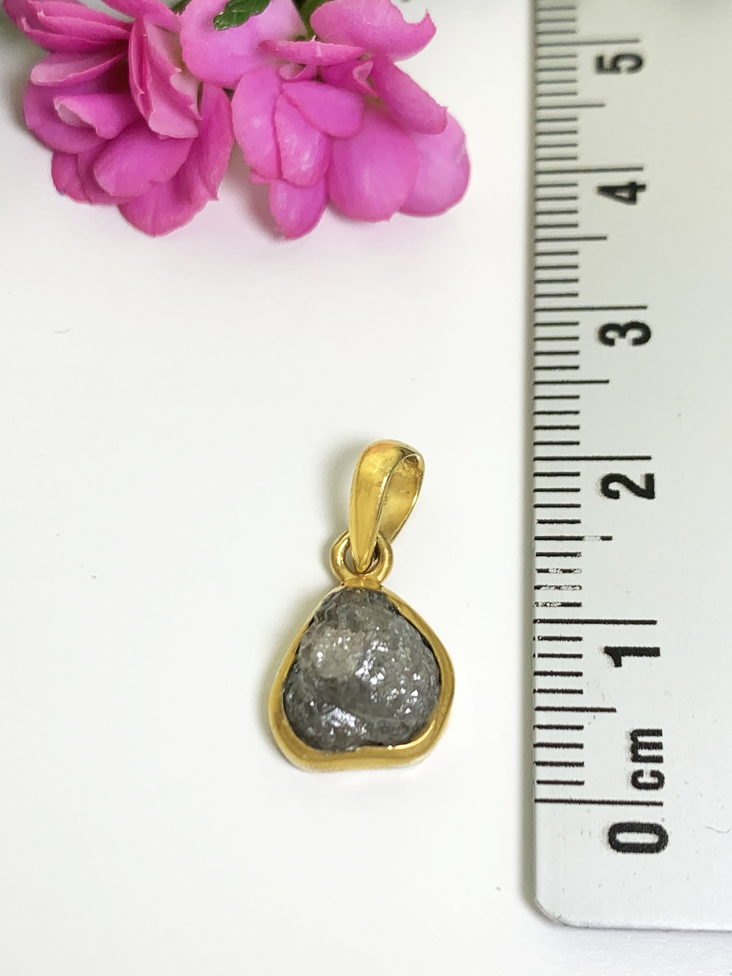 Rohdiamant Anhänger 
