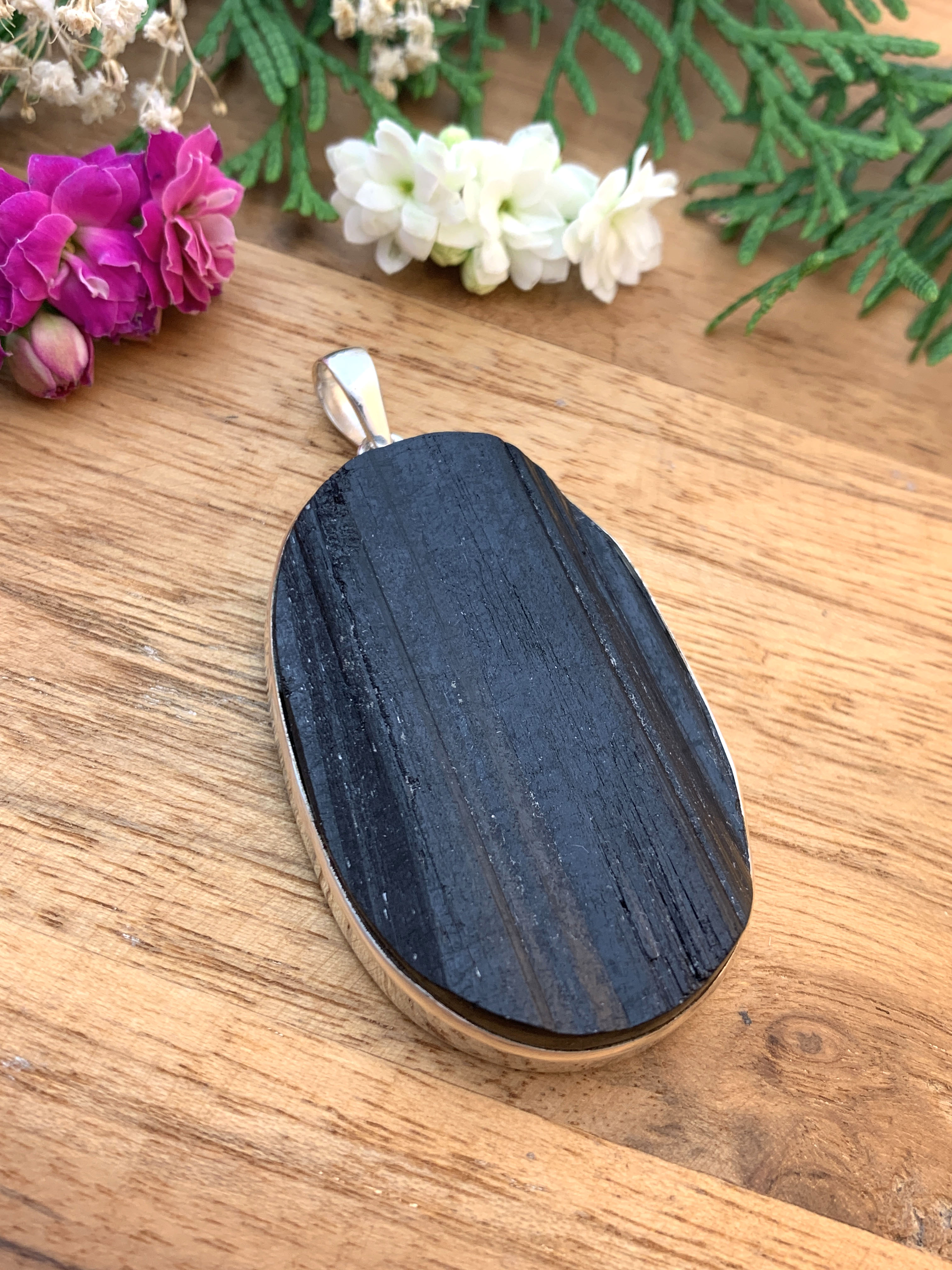 schwarzer-turmalin-anhaenger-black-tourmaline-pendant-ah02575 Schwarzer Turmalin Anhänger - XL