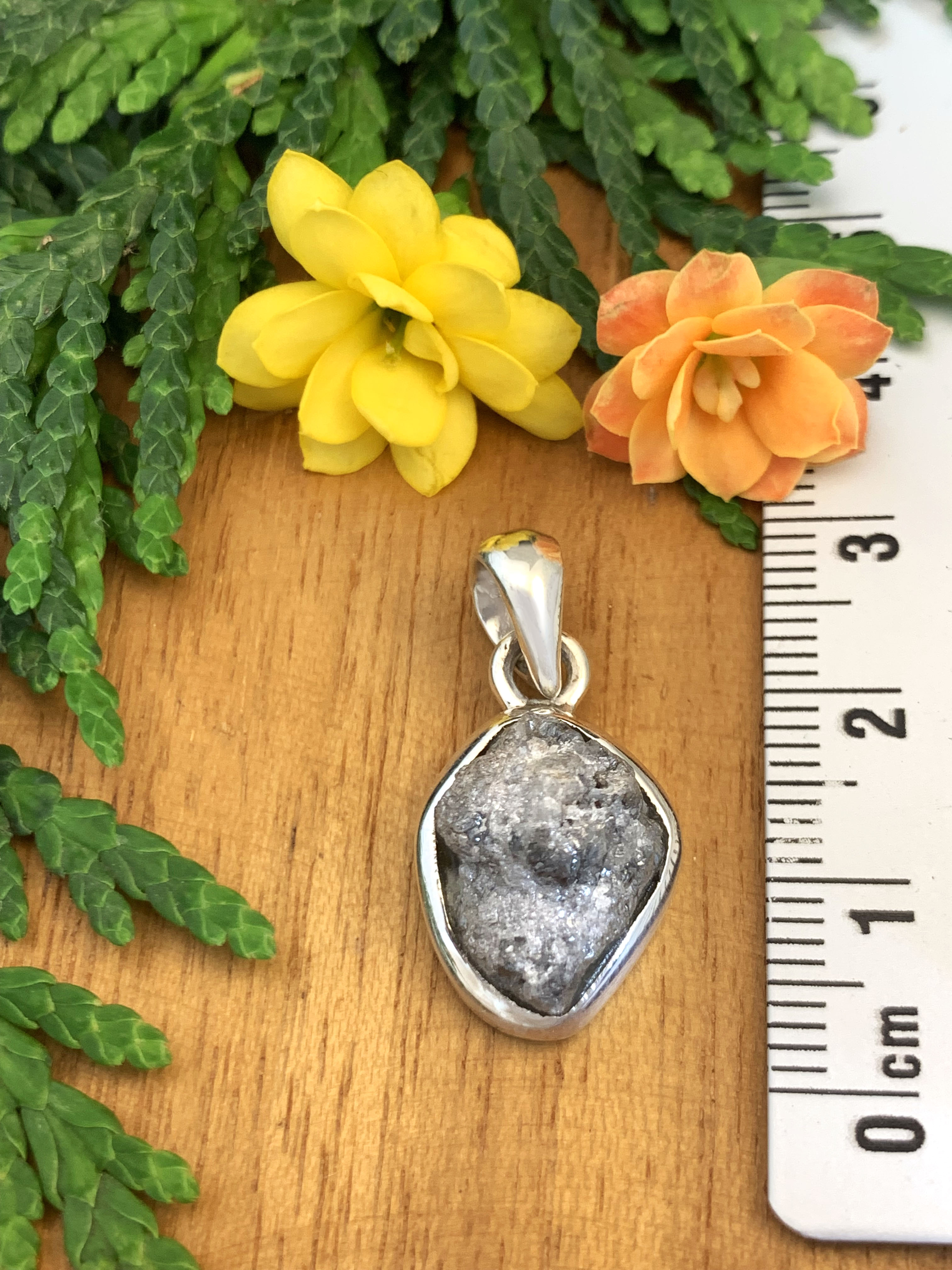 Rohdiamant Anhänger