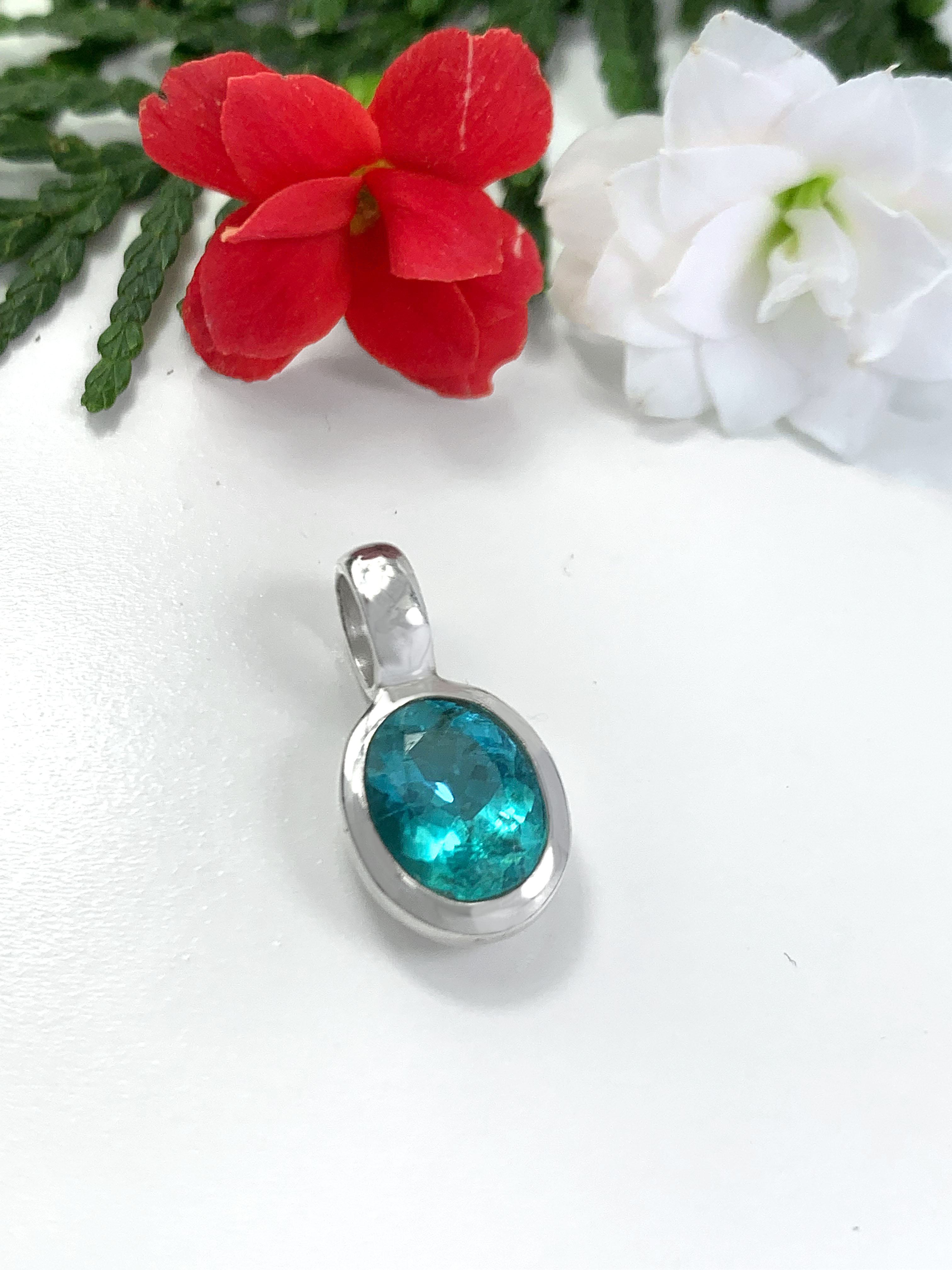Paraiba Apatit Anhänger