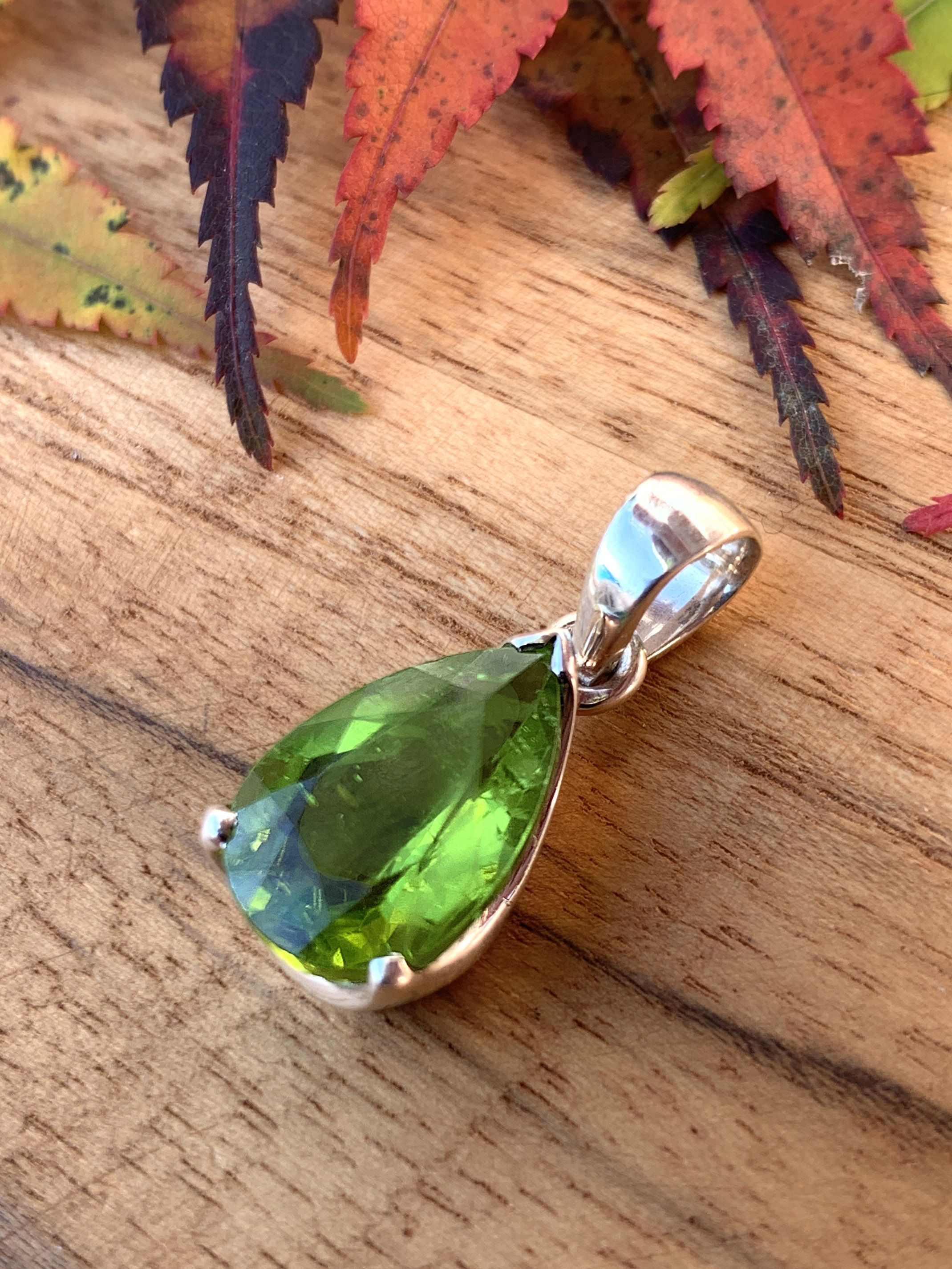 Top Peridot Anhänger