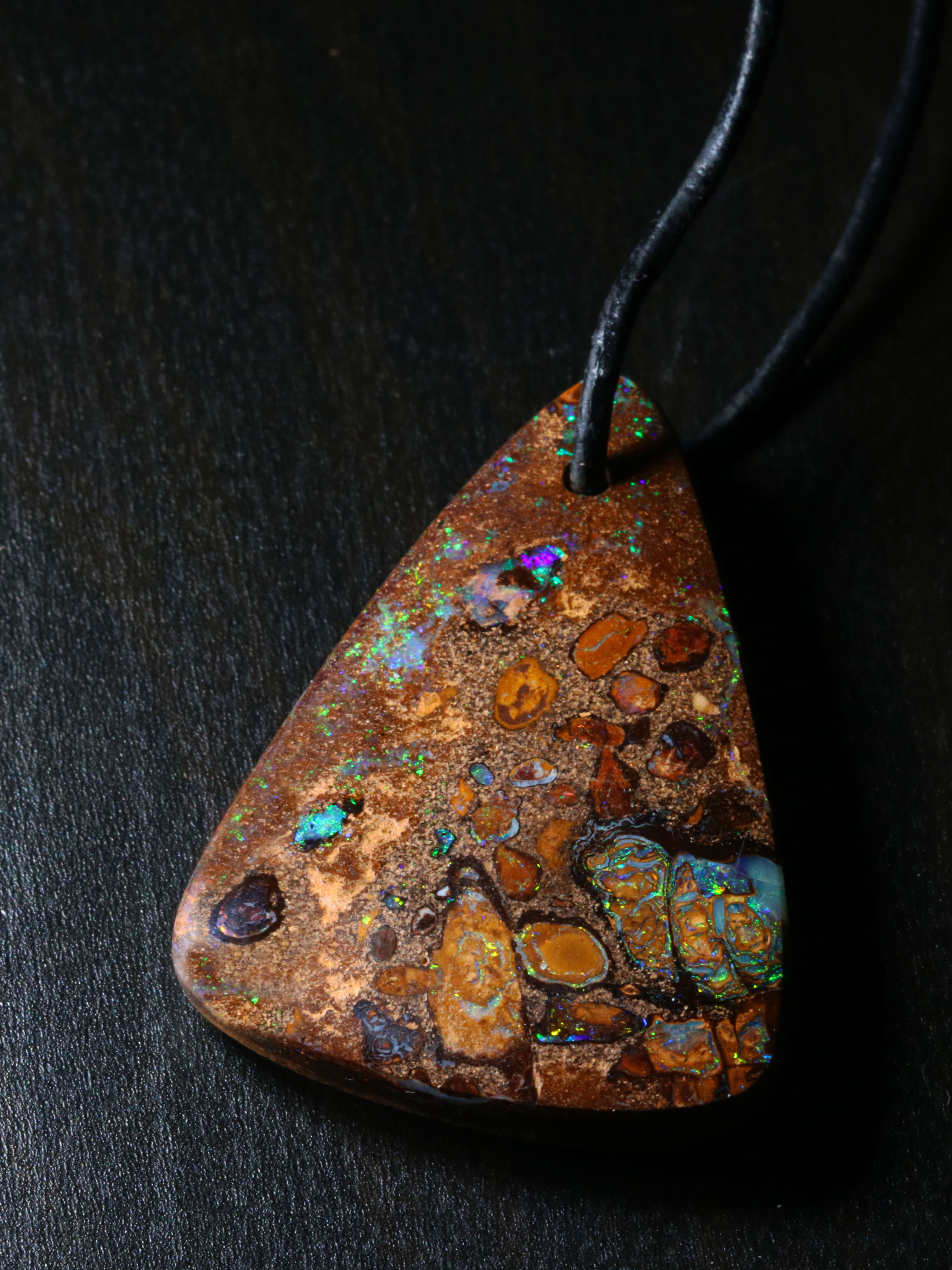 Boulder Opal Anhänger 