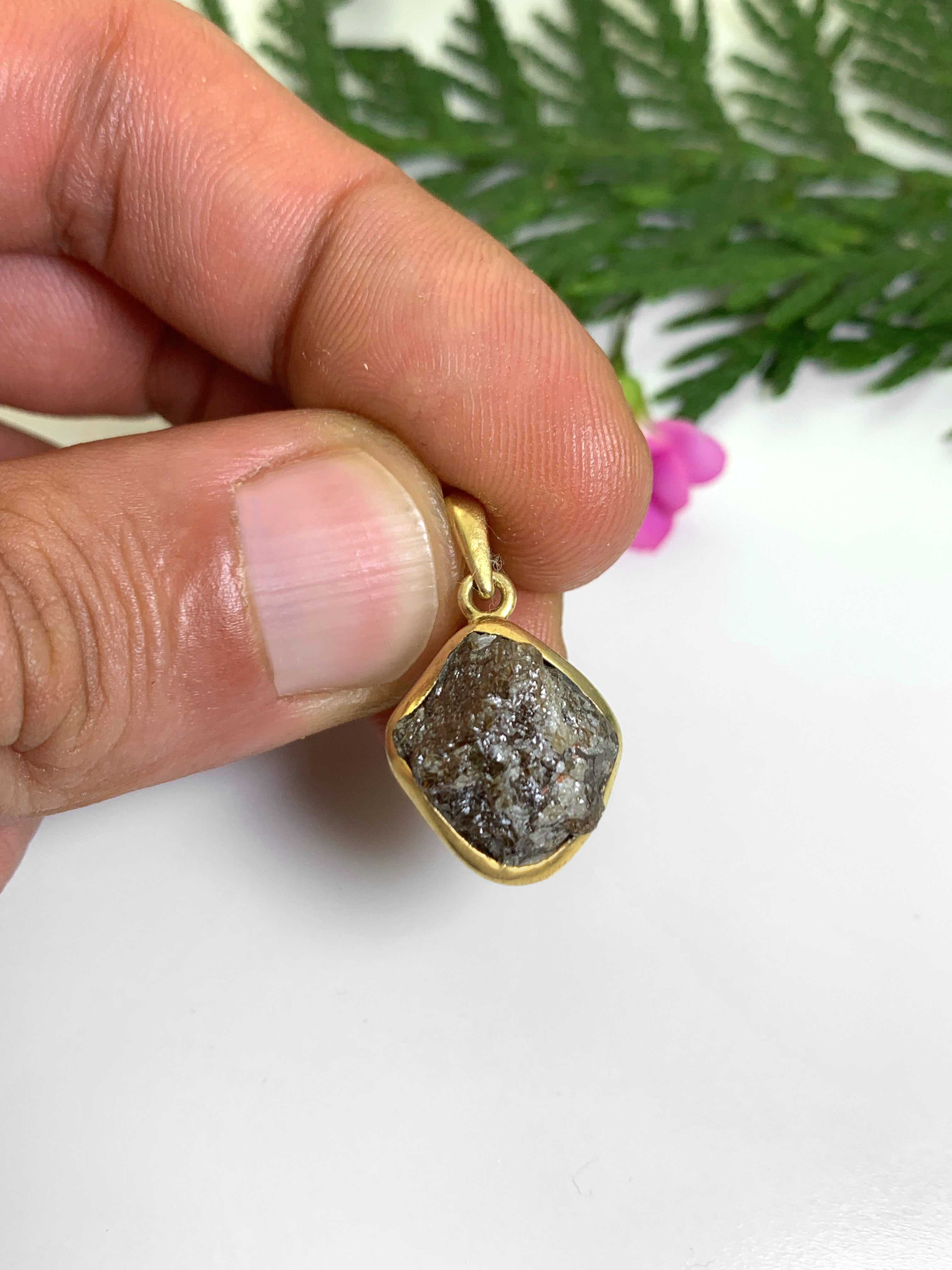 Rohdiamant Anhänger 