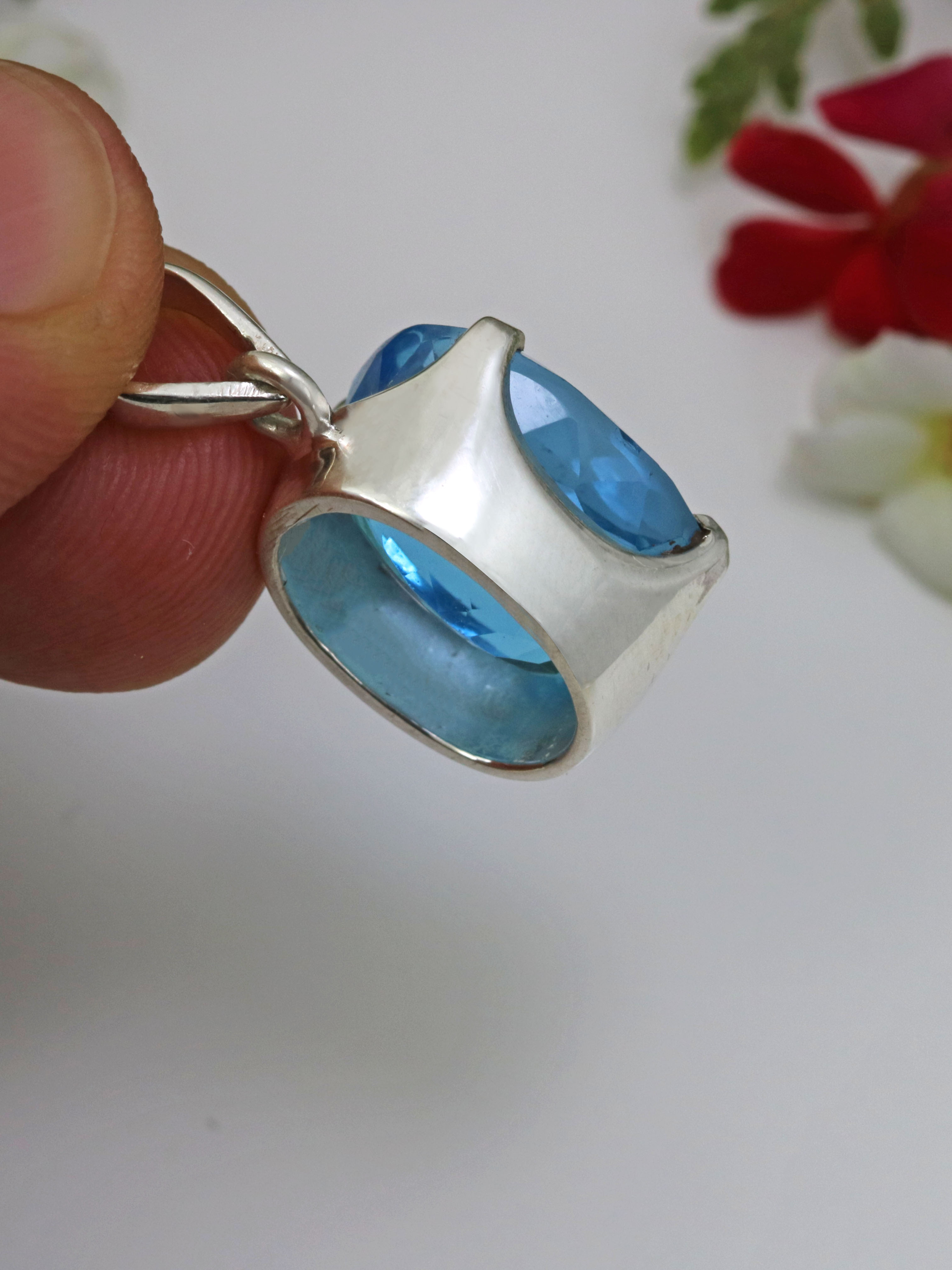 blautopas-anhaenger-blue-topaz-pendant-ah03497-4 Blautopas Anhänger - TOP Swiss