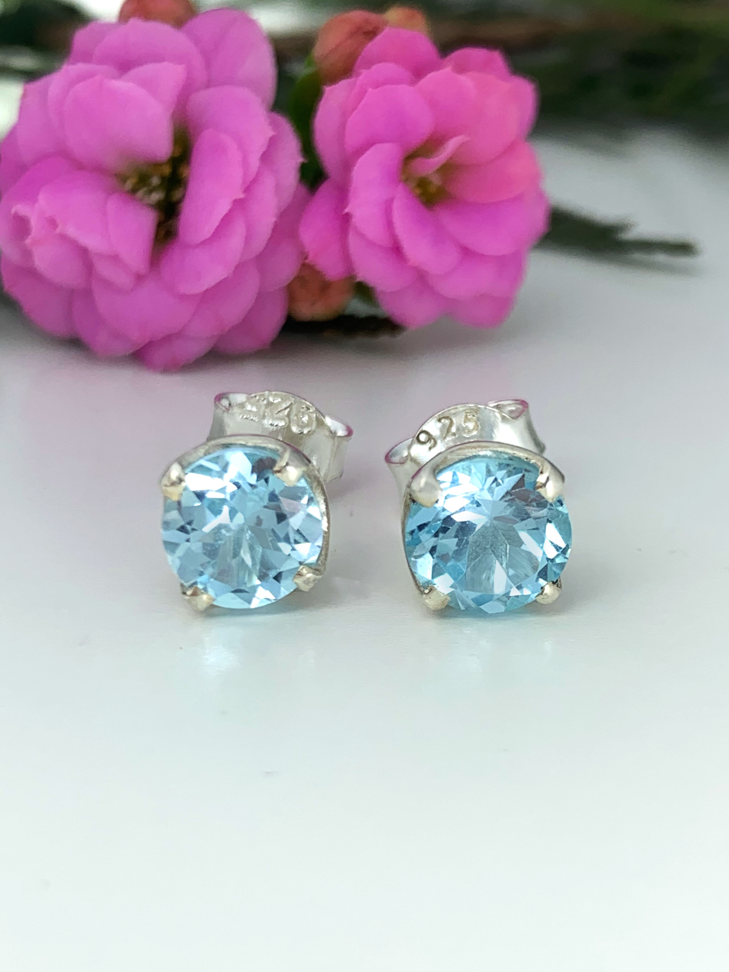 Blautopas Ohrstecker - Sky Blue