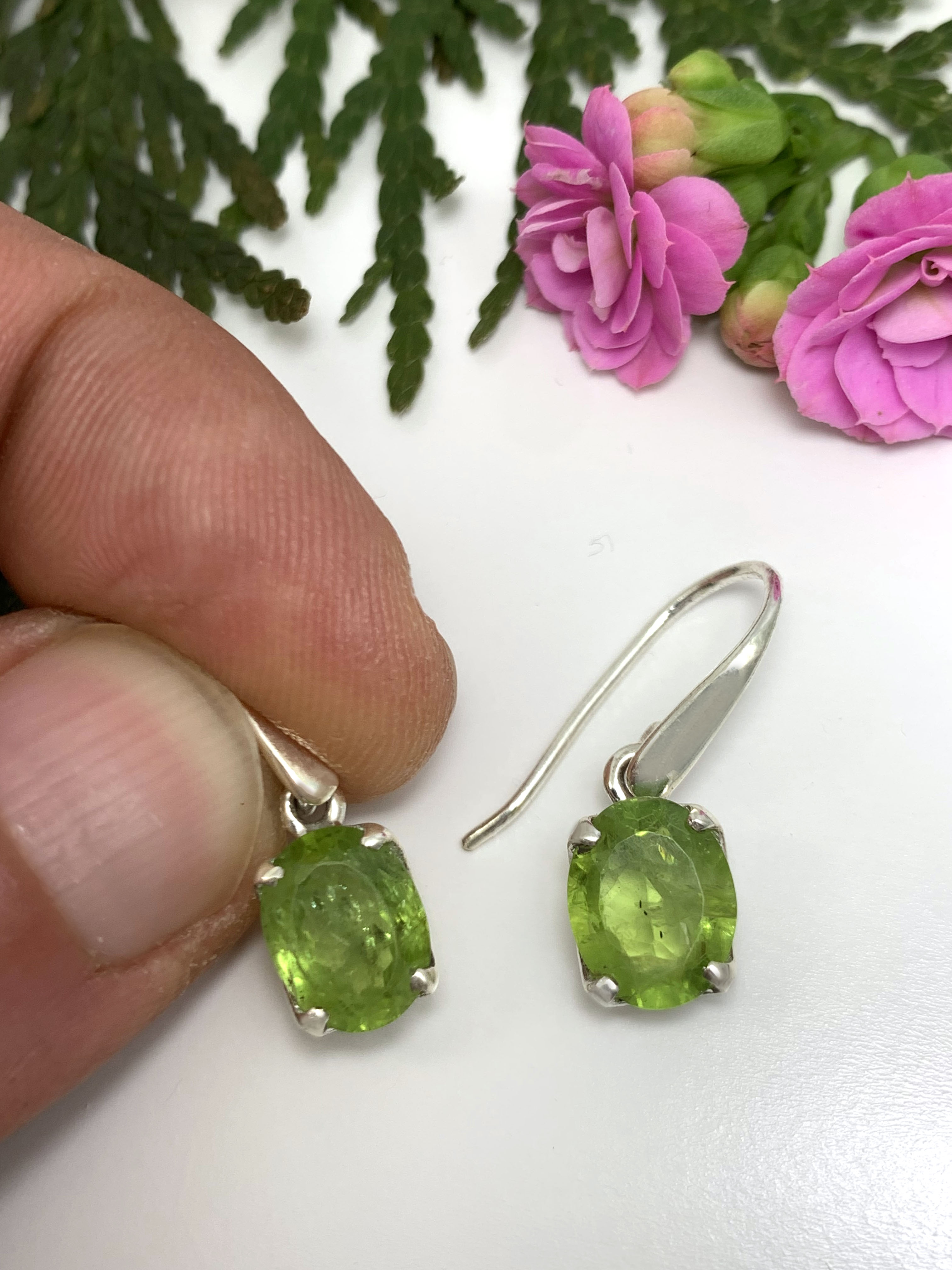 peridot-ohrhaenger-peridot-earrings-ohr00900-2 Peridot Ohrhänger