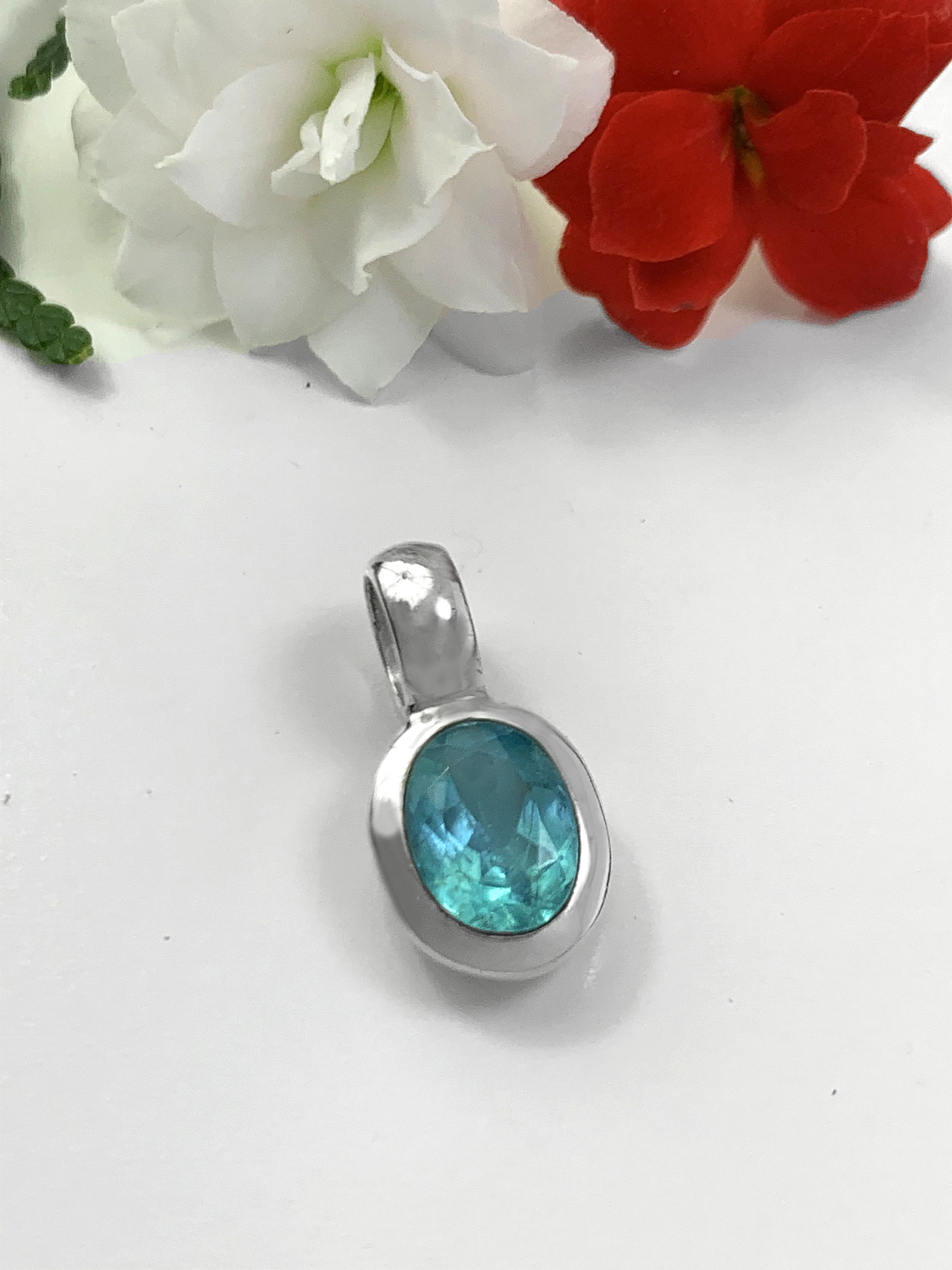 Paraiba Apatit Anhänger