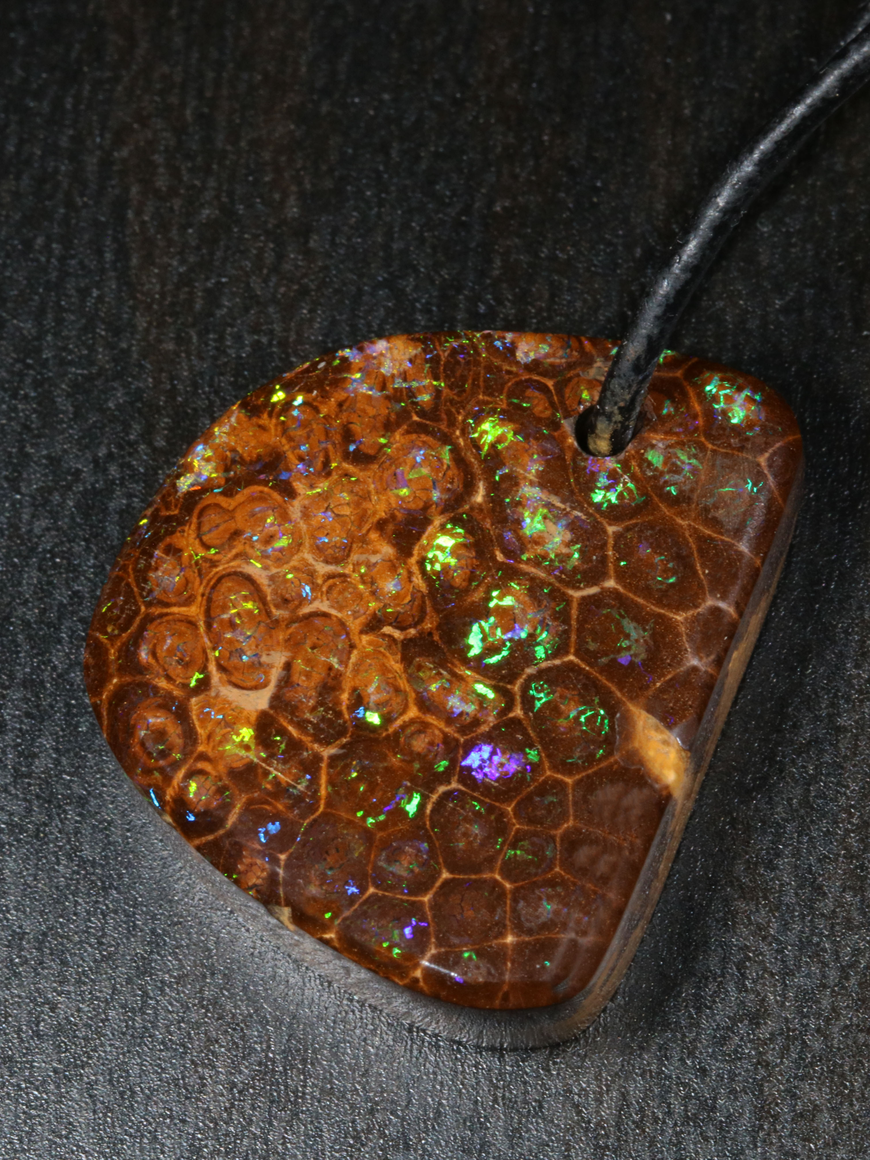 Boulder Opal Anhänger 